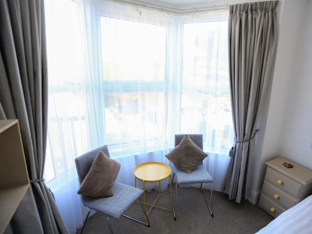 Double Room with Private Bathroom photo 3