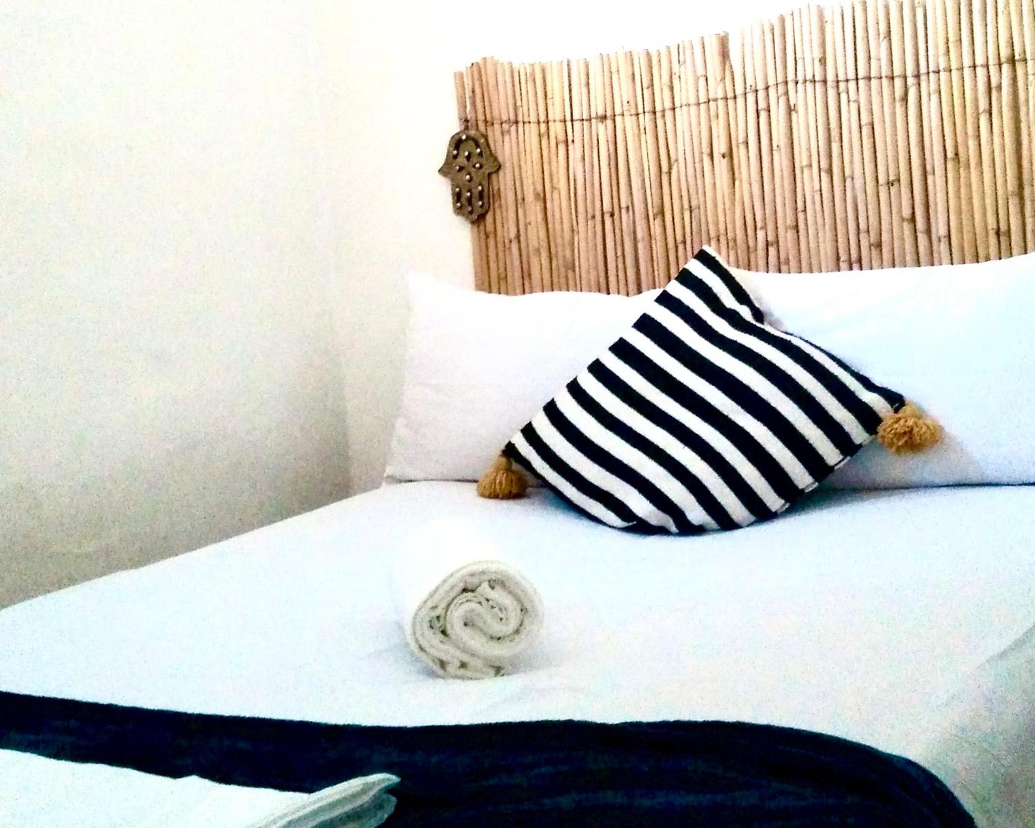 Double Room with Shared Bathroom photo 3