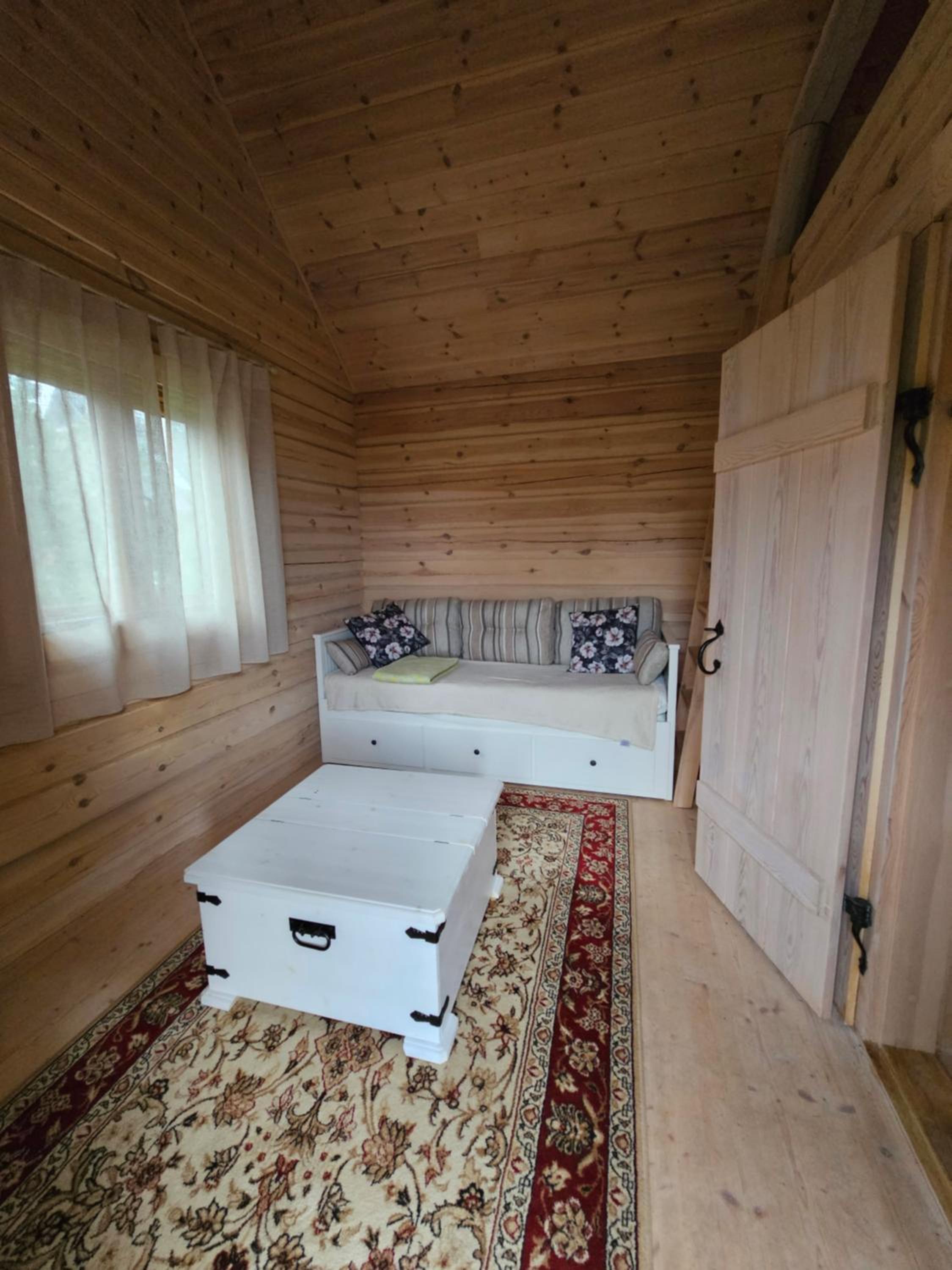 Cottage photo 2