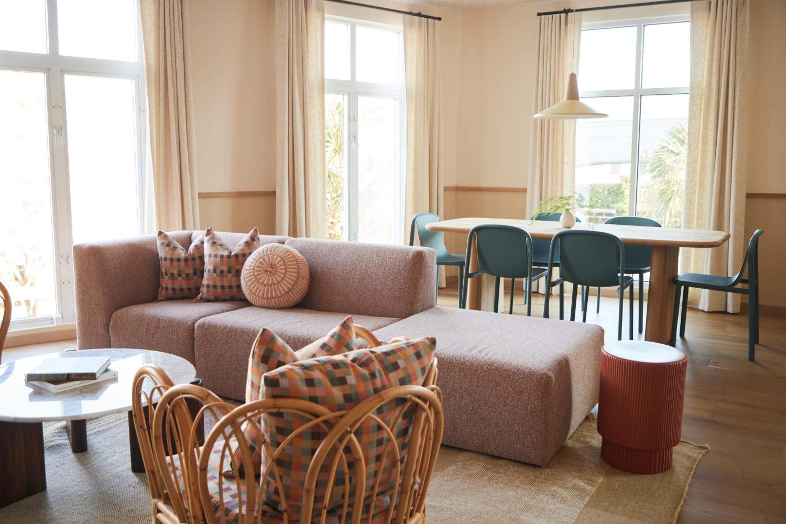 One-Bedroom Suite - Photo 1