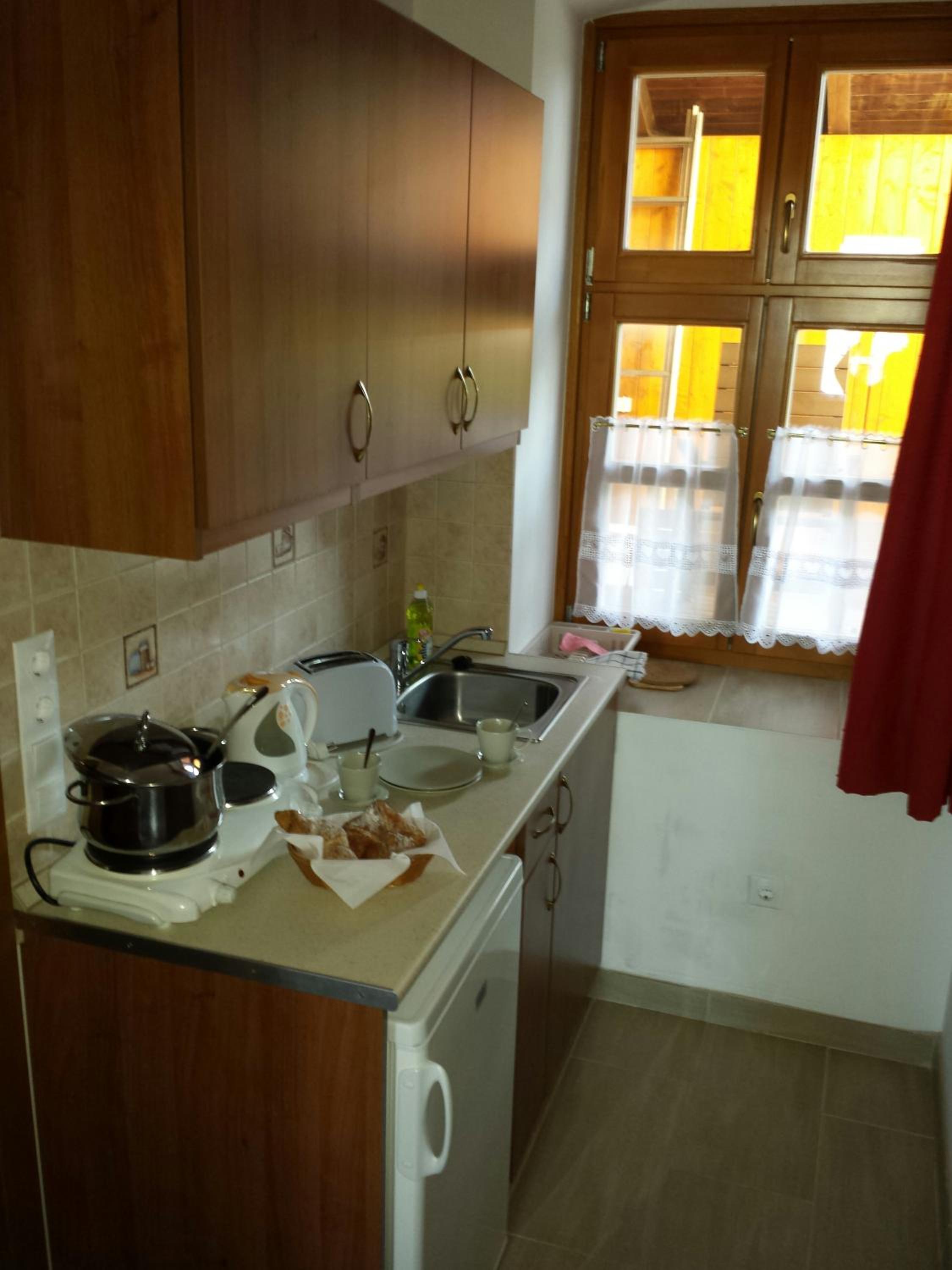 One-Bedroom Apartment - Photo 42
