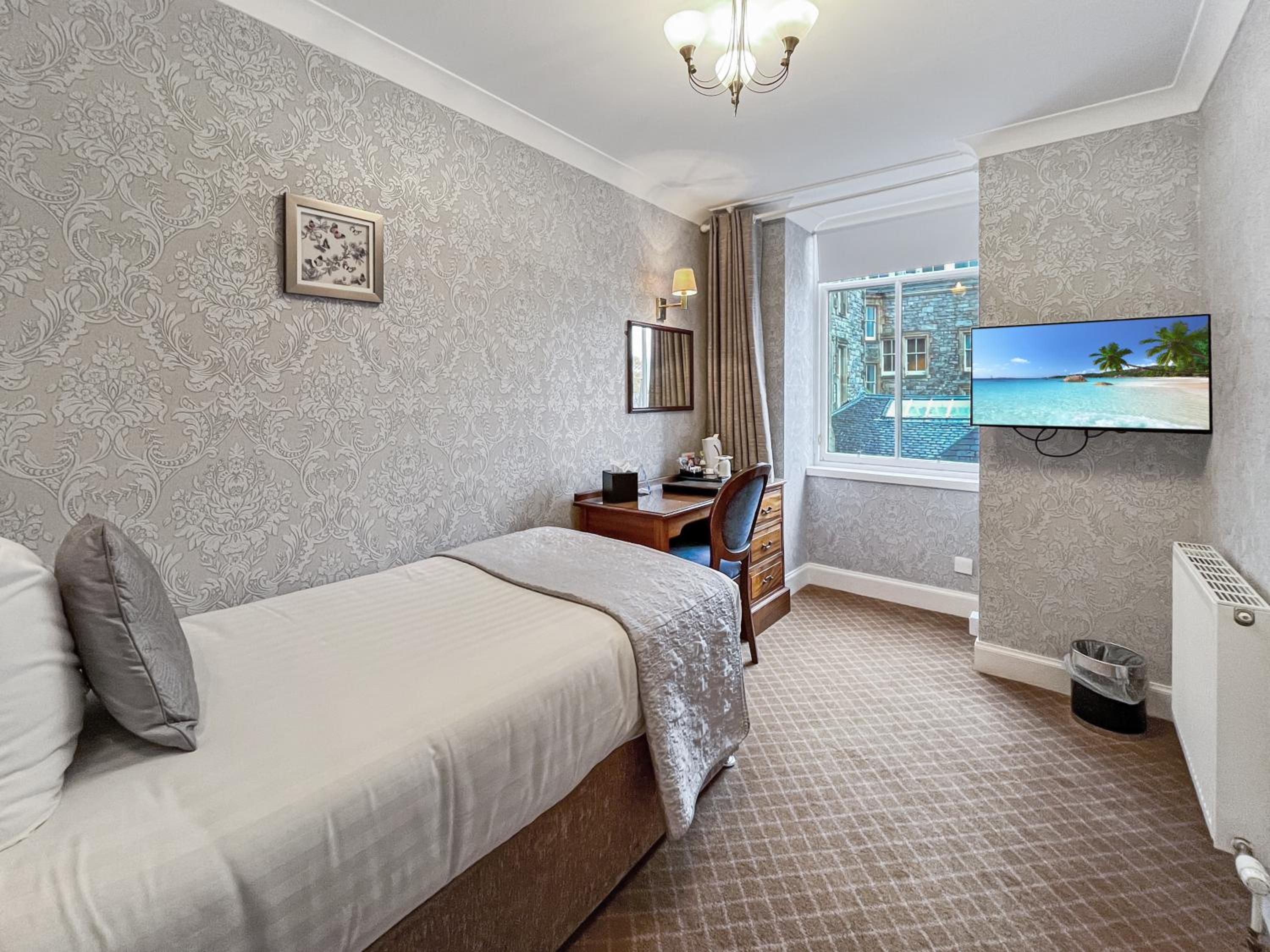 Classic Single Room