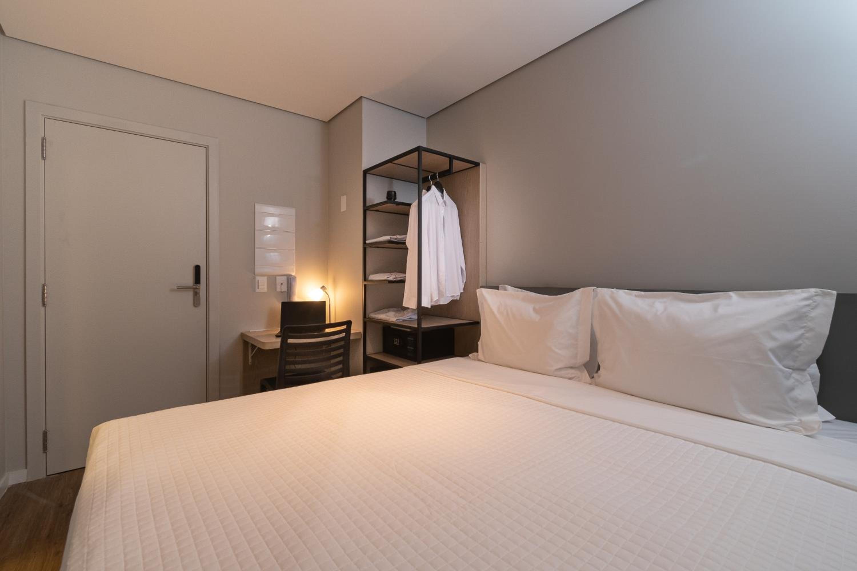 Executive Studio, 1 Queen Bed