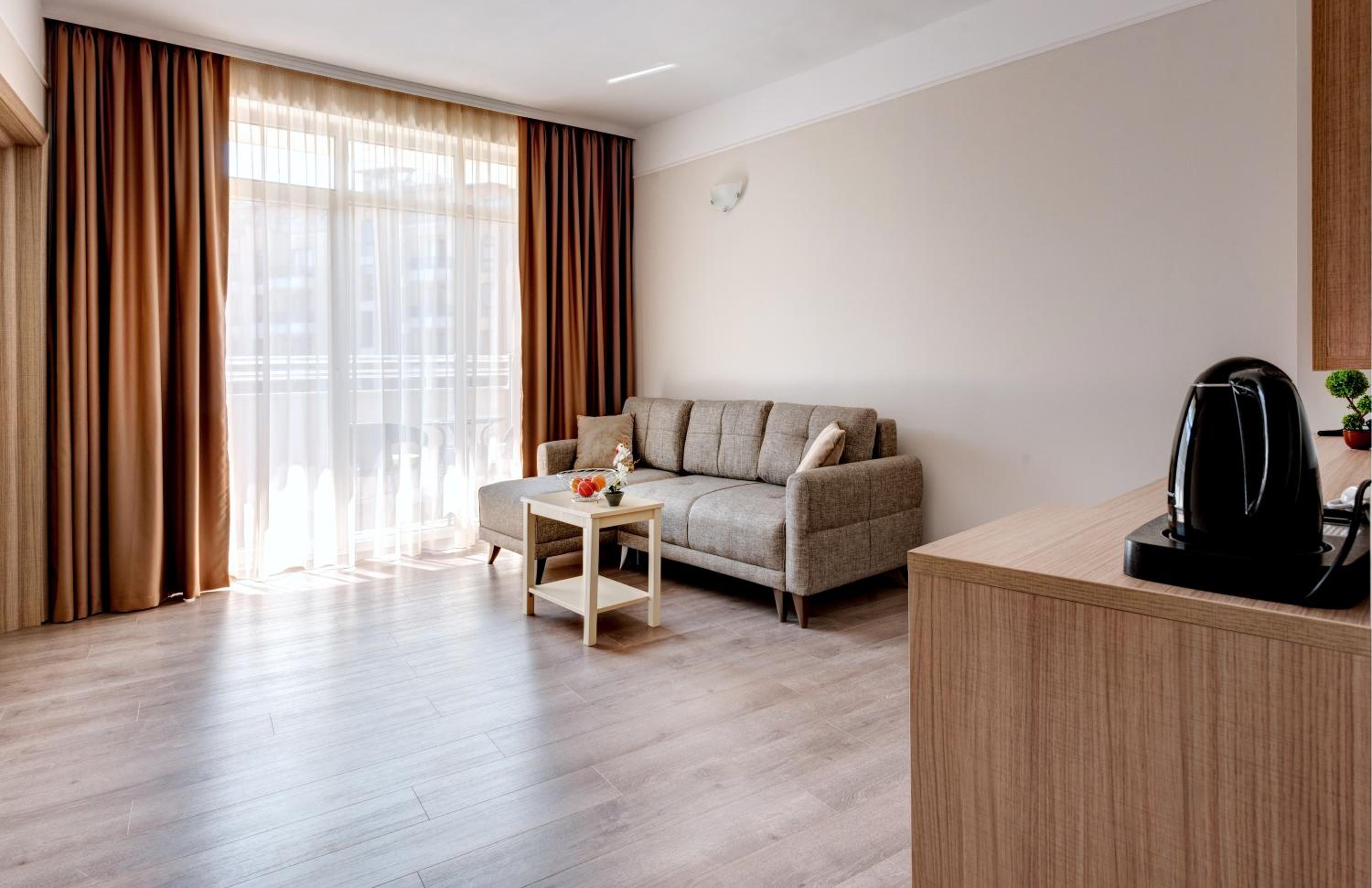 Suite with Balcony  photo 1