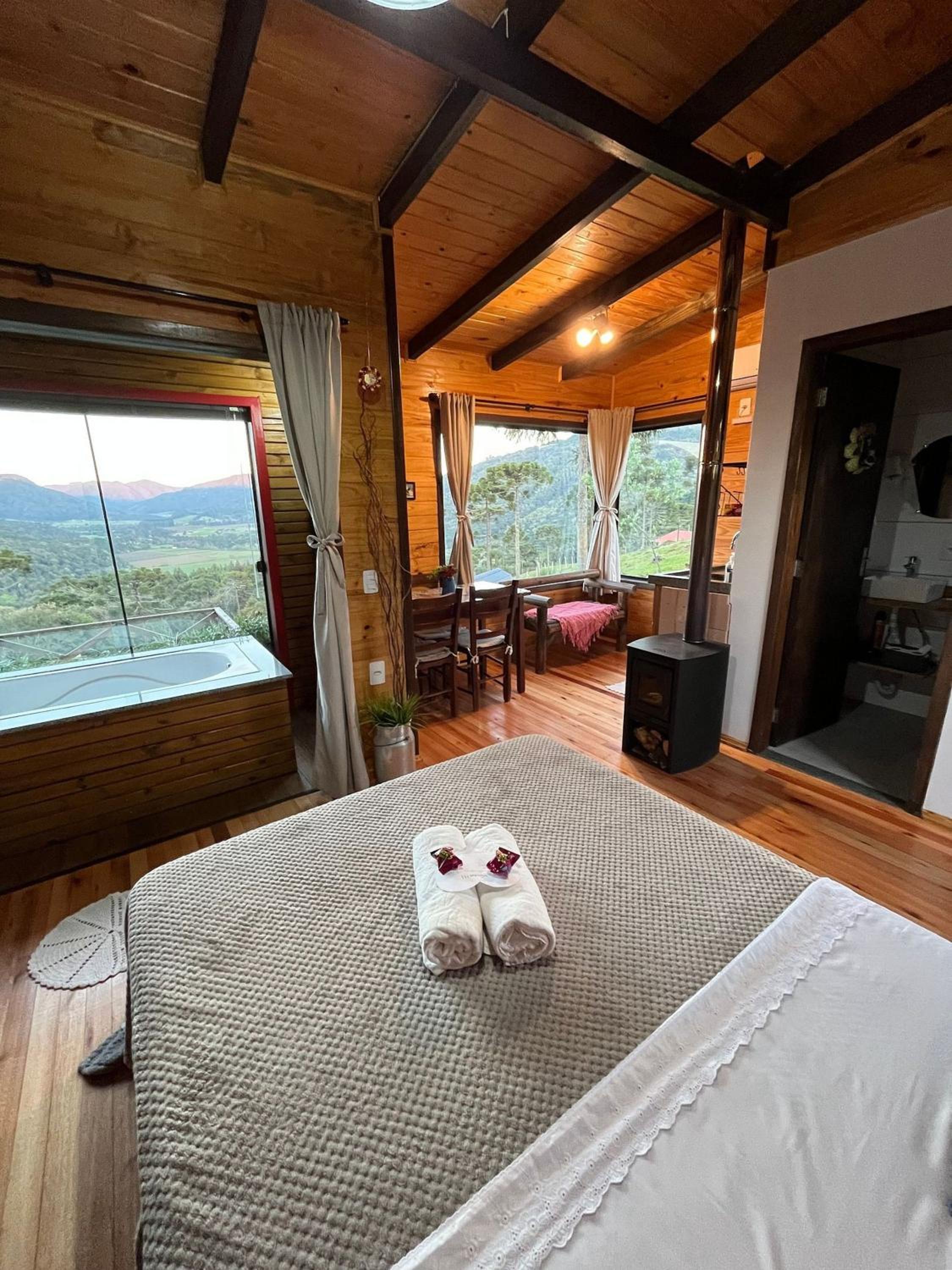 Superior Chalet photo 1