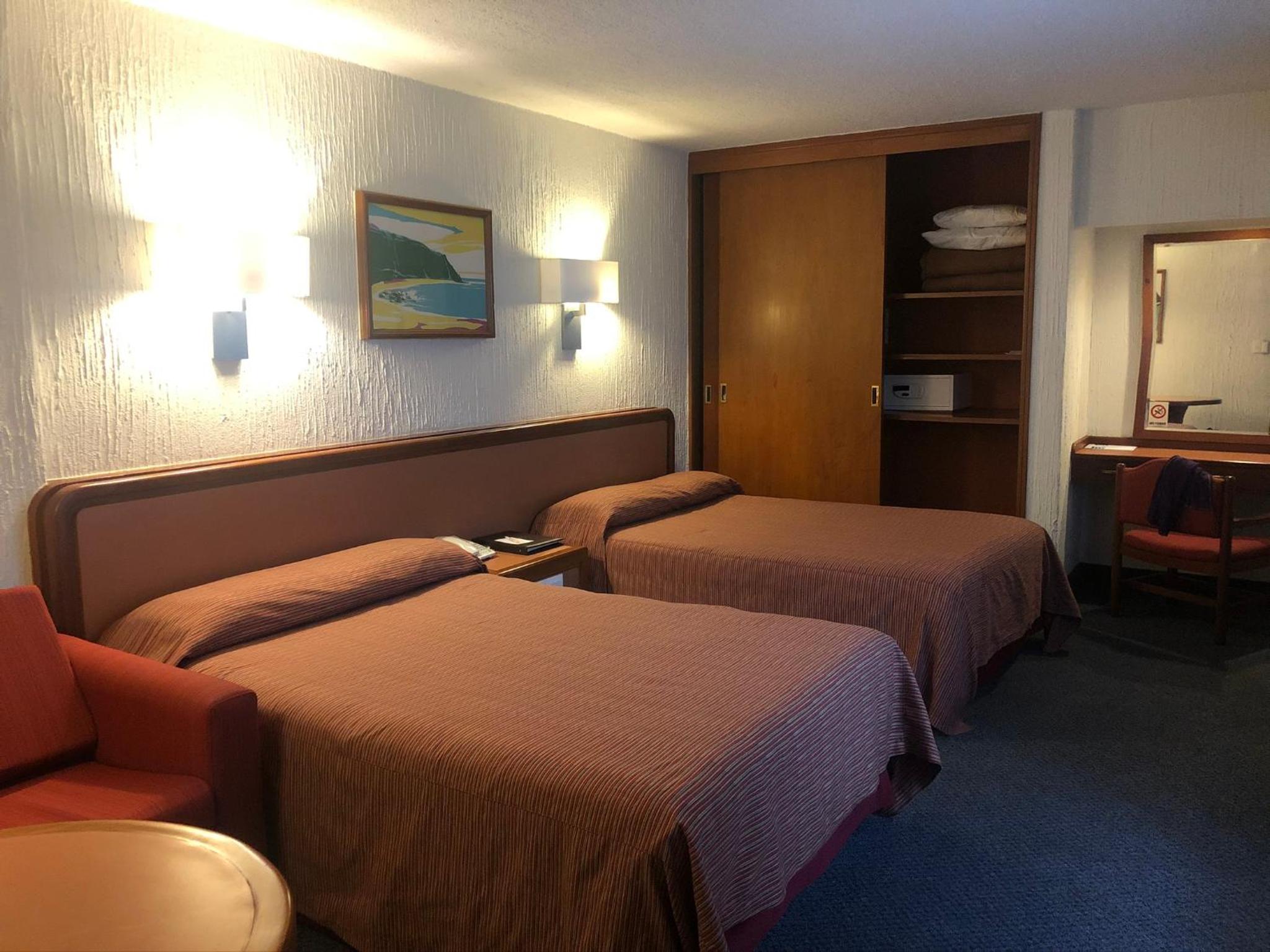 Double Room with Two Double Beds photo 1