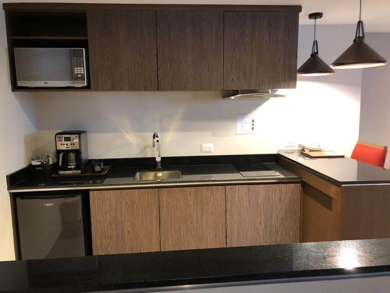 Executive Suite photo 2