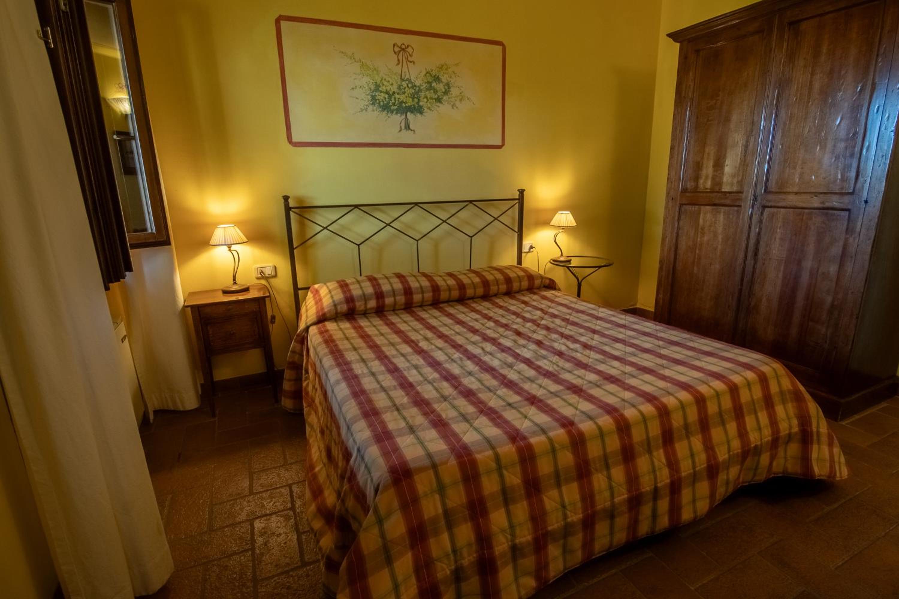 Double Room with Patio photo 3