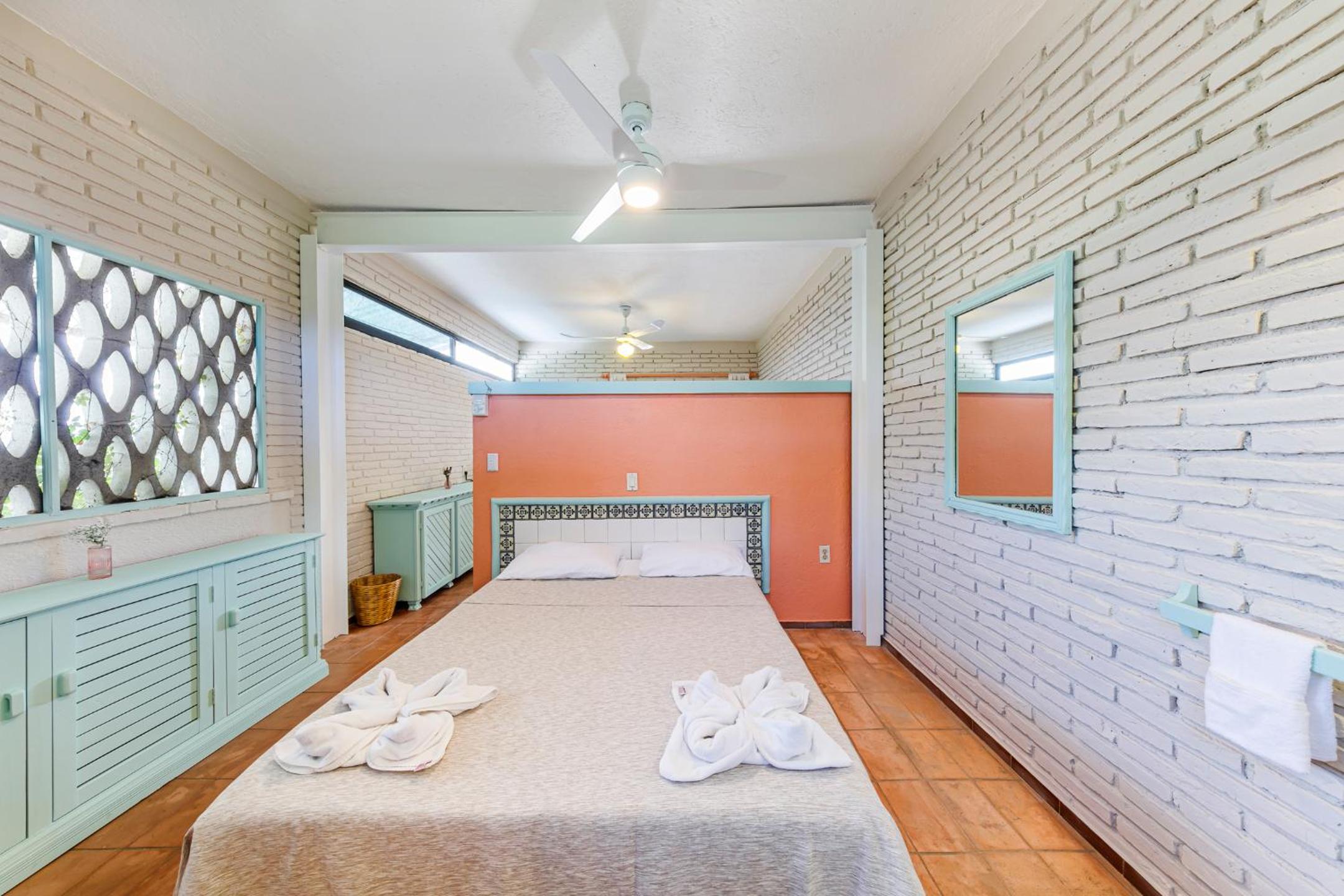 Deluxe Double Room with Balcony - Photo 1