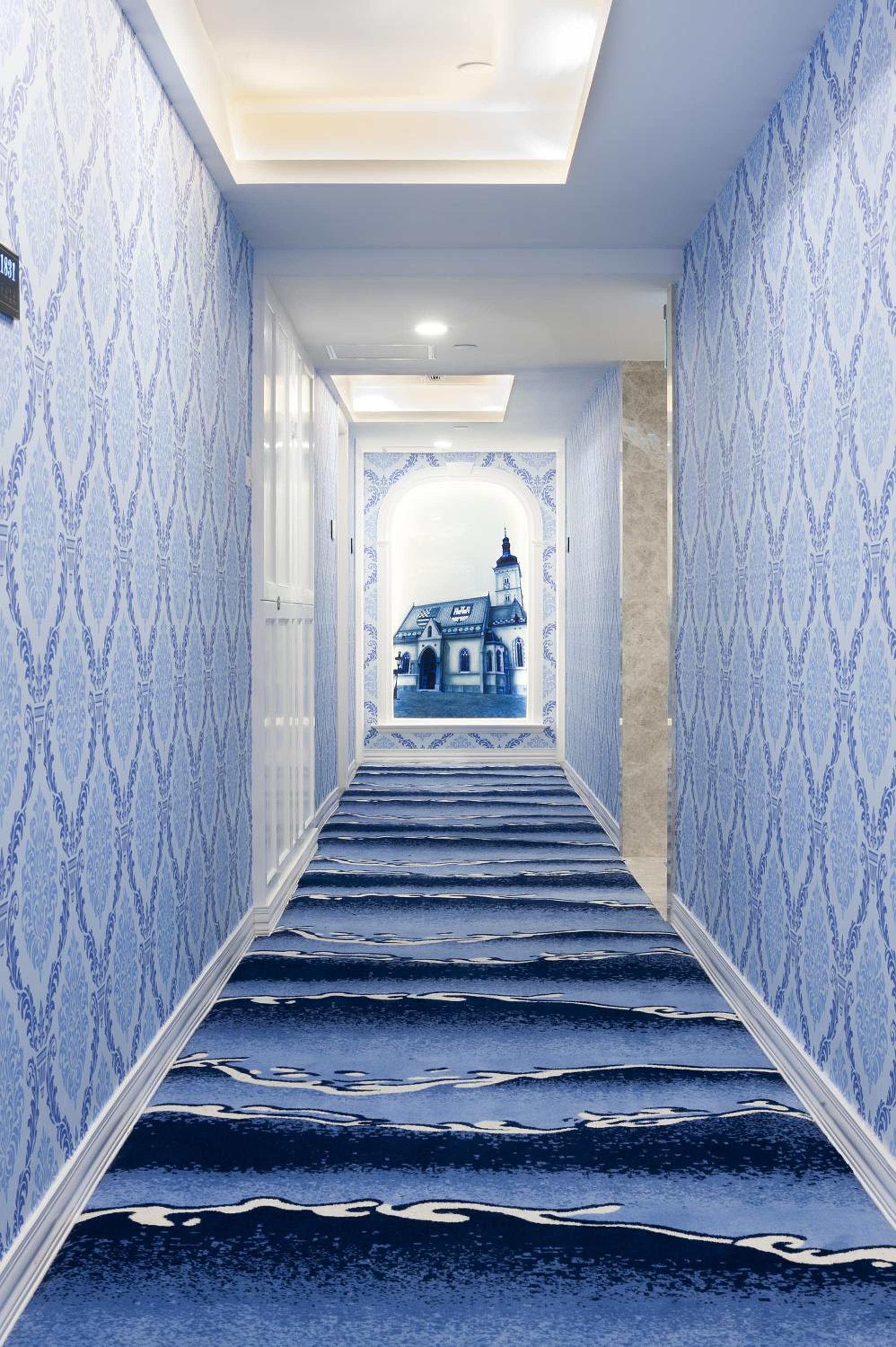 Classic Deluxe King or Twin Room - Photo 7