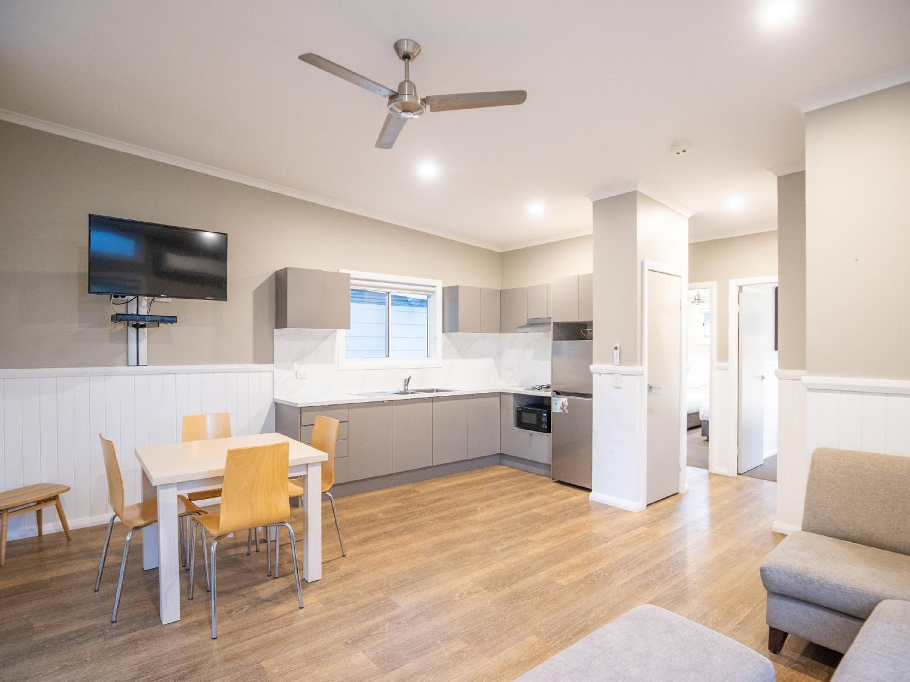 Feathertop Villa photo 2