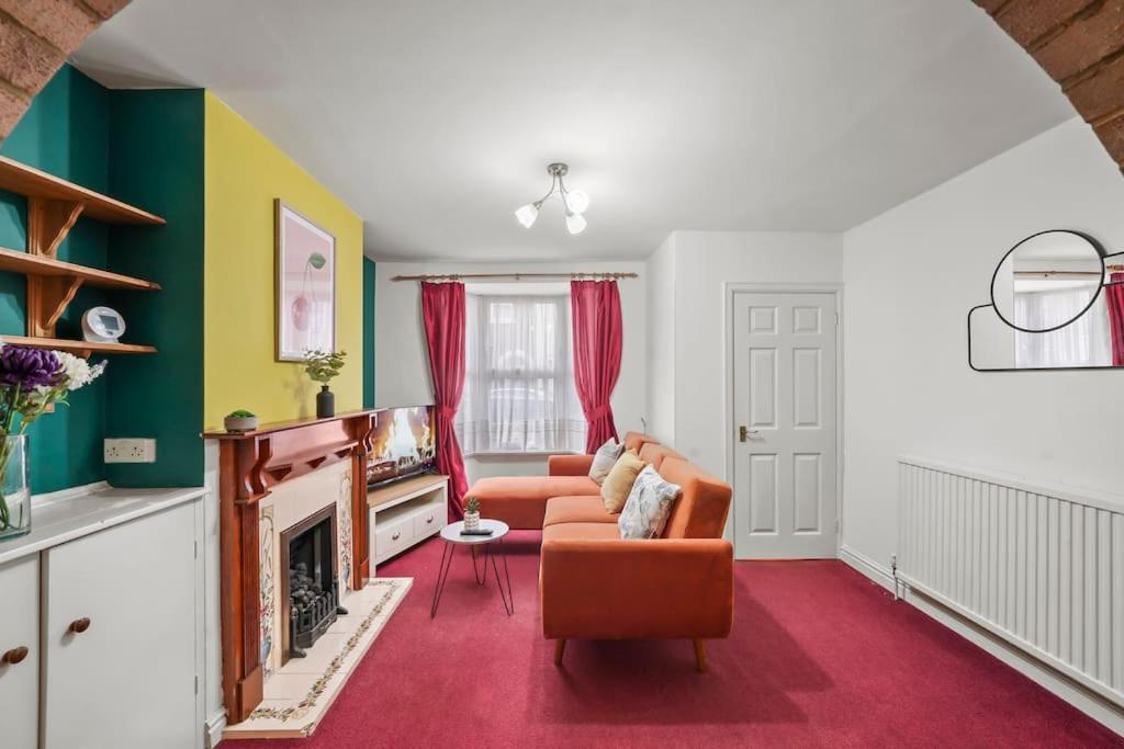 Two-Bedroom House photo 1