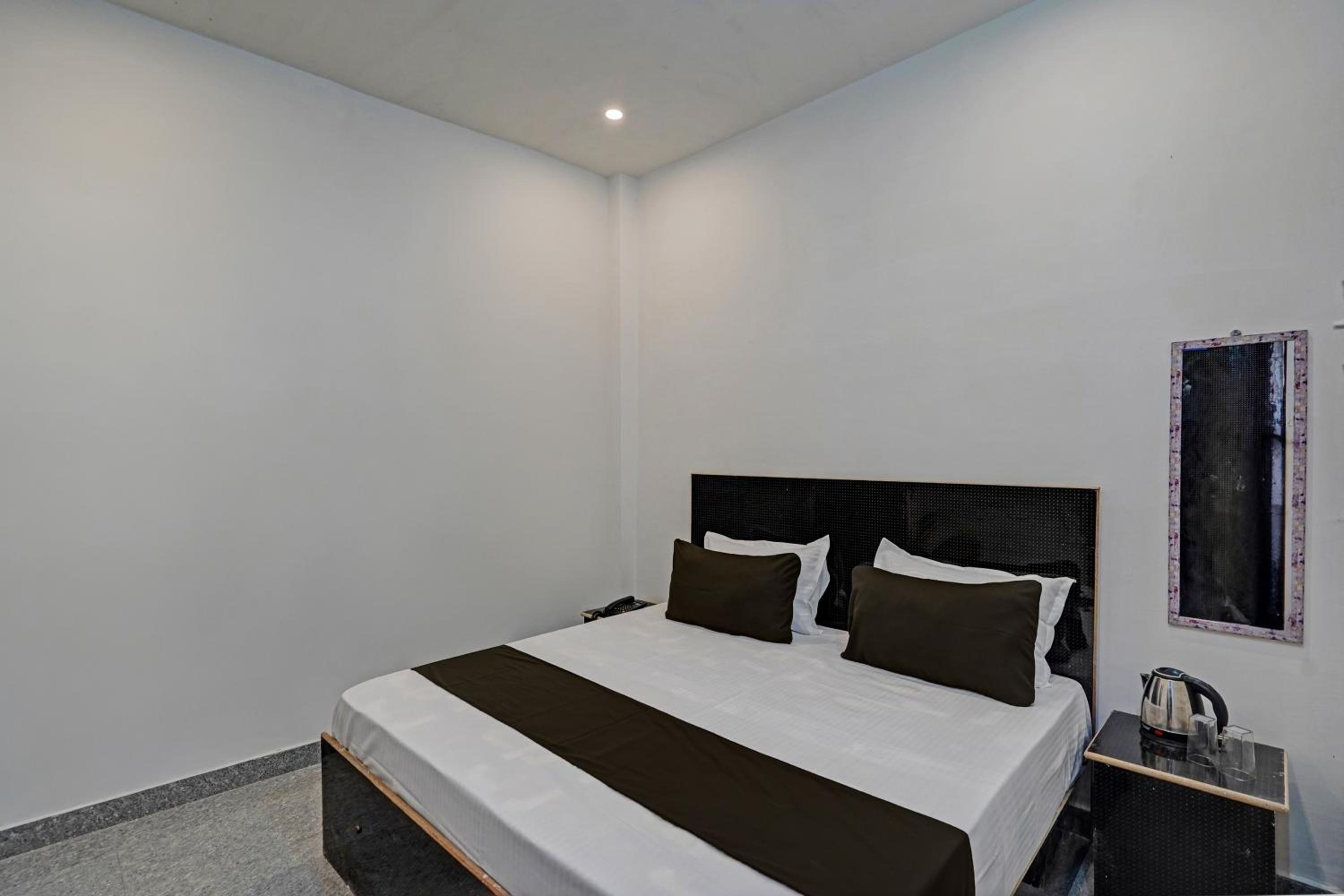 Classic Triple Room photo 2