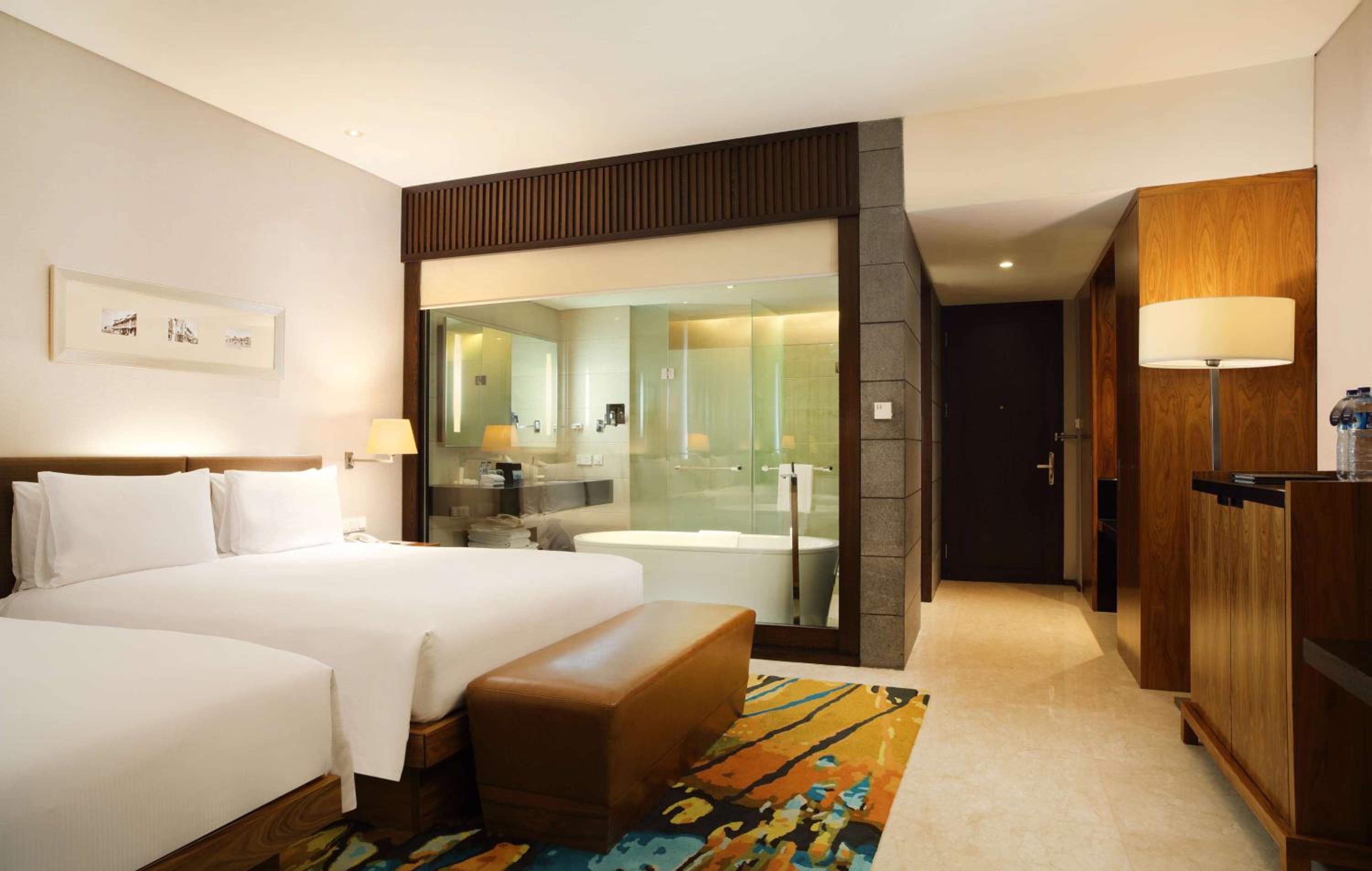 2 Queen Premium Room - Photo 3