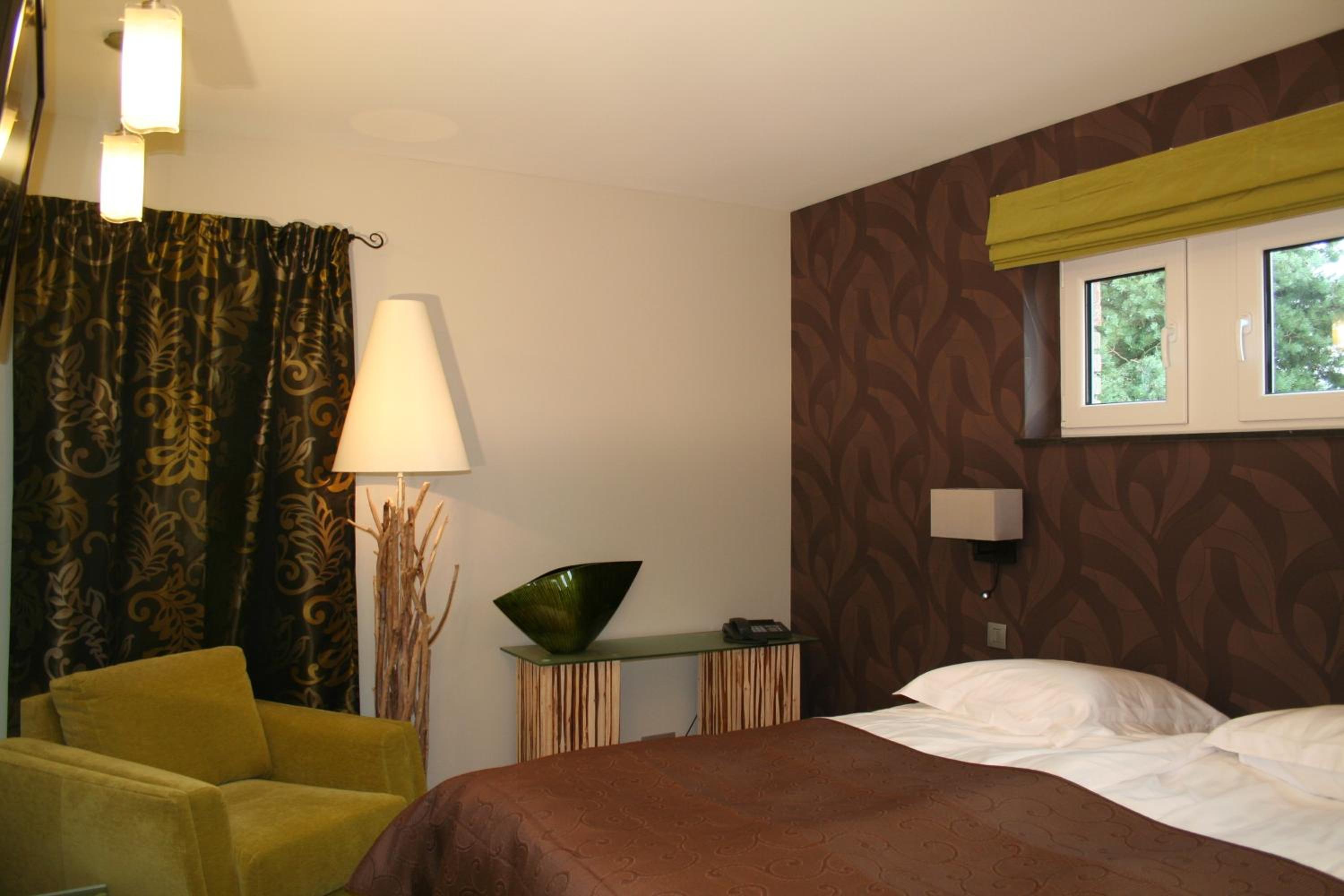 Junior Suite with Garden View - Photo 1