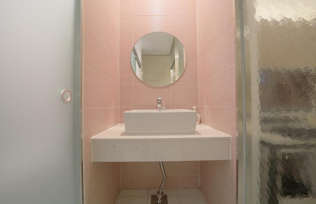 Double or Twin Room - Photo 8