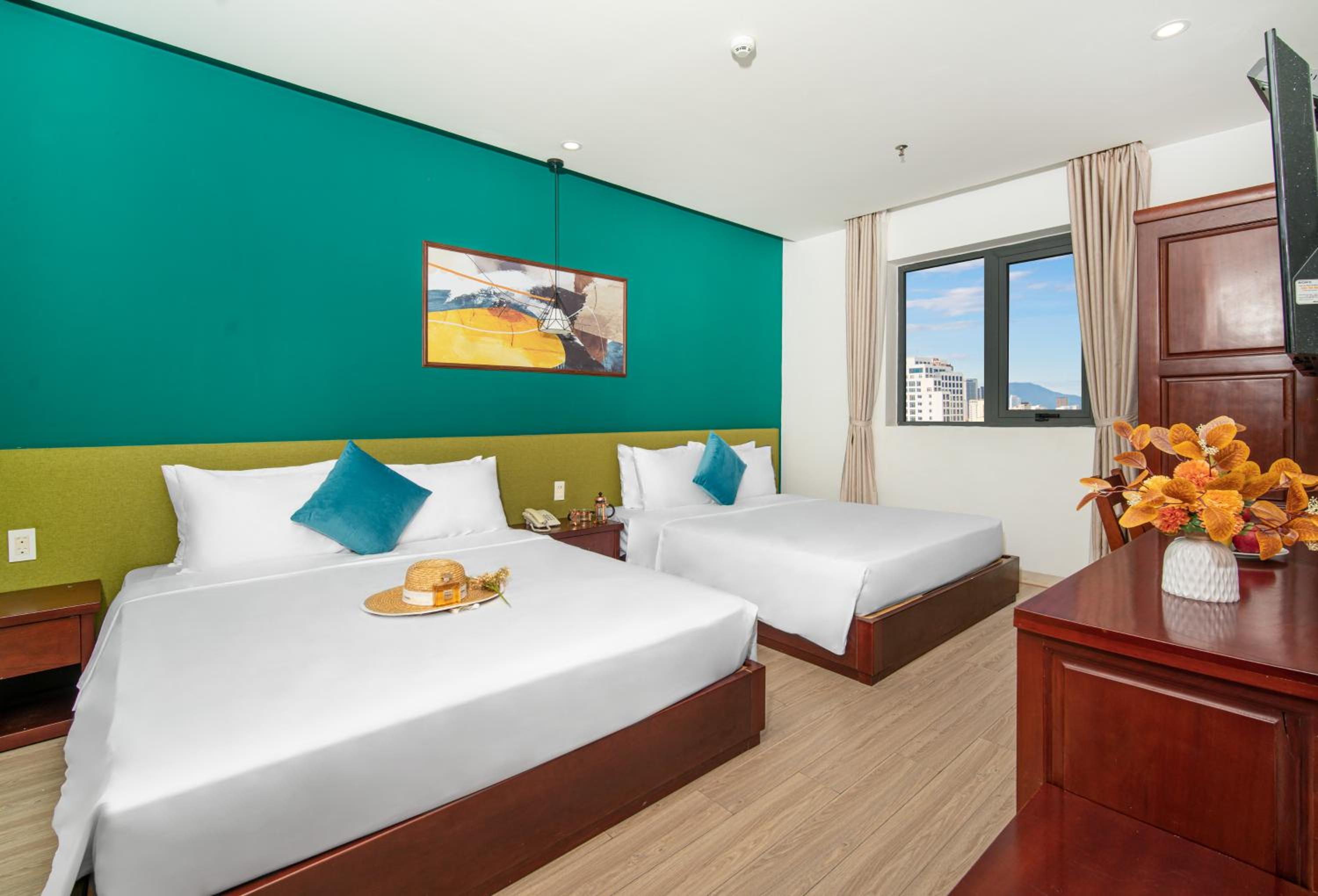 Deluxe Family Room