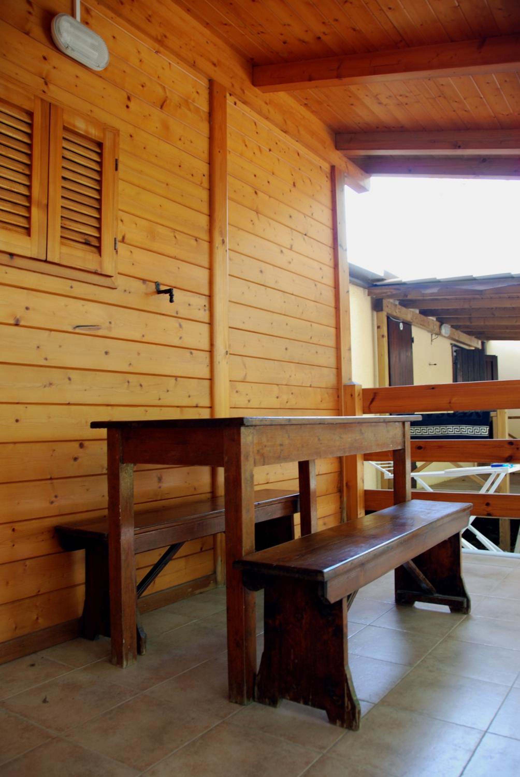 Chalet (2 Adults) - Photo 4