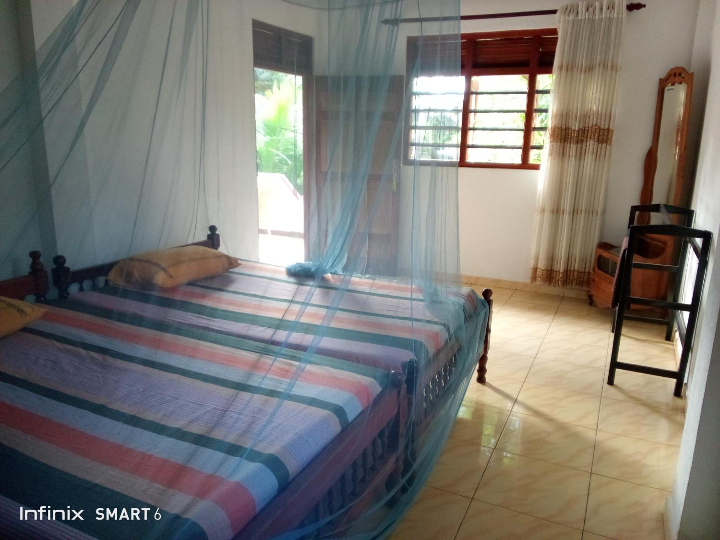 Deluxe Double Room with Balcony photo 3