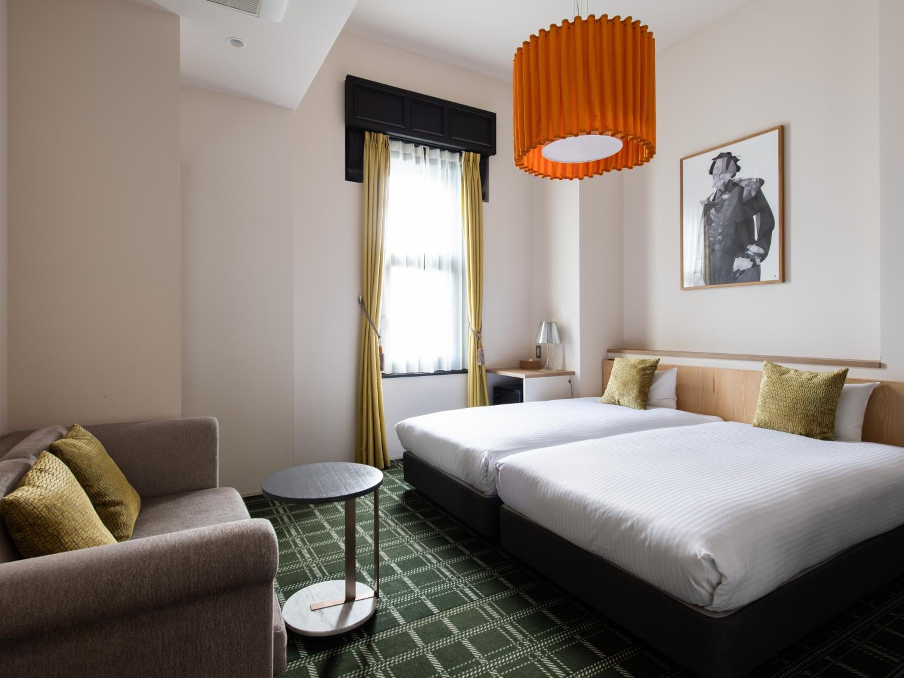Moderate Hollywood Twin with Private Bathroom in the Historic Bldg.