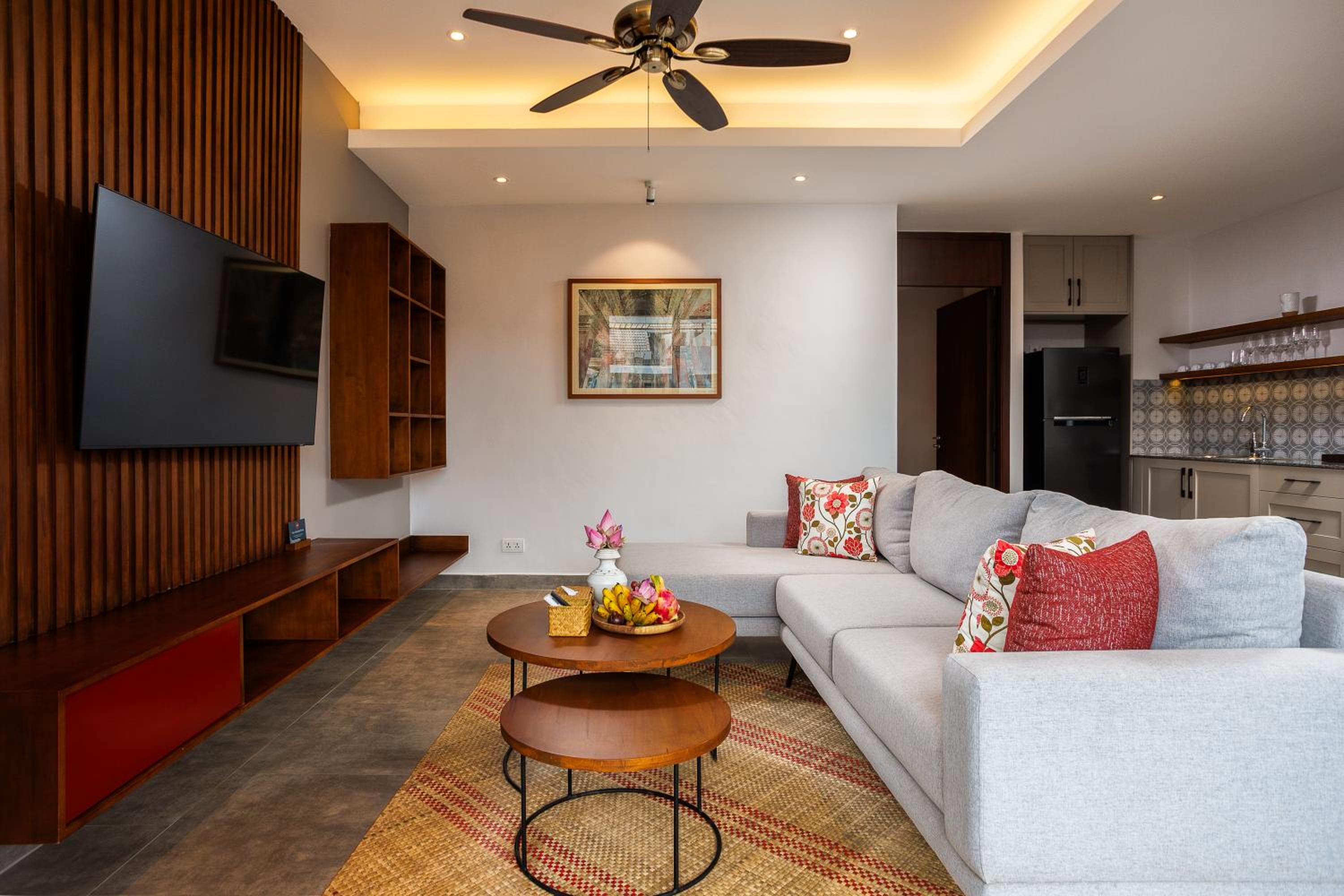 Three Bedrooms- Penthouse Suite - Photo 14