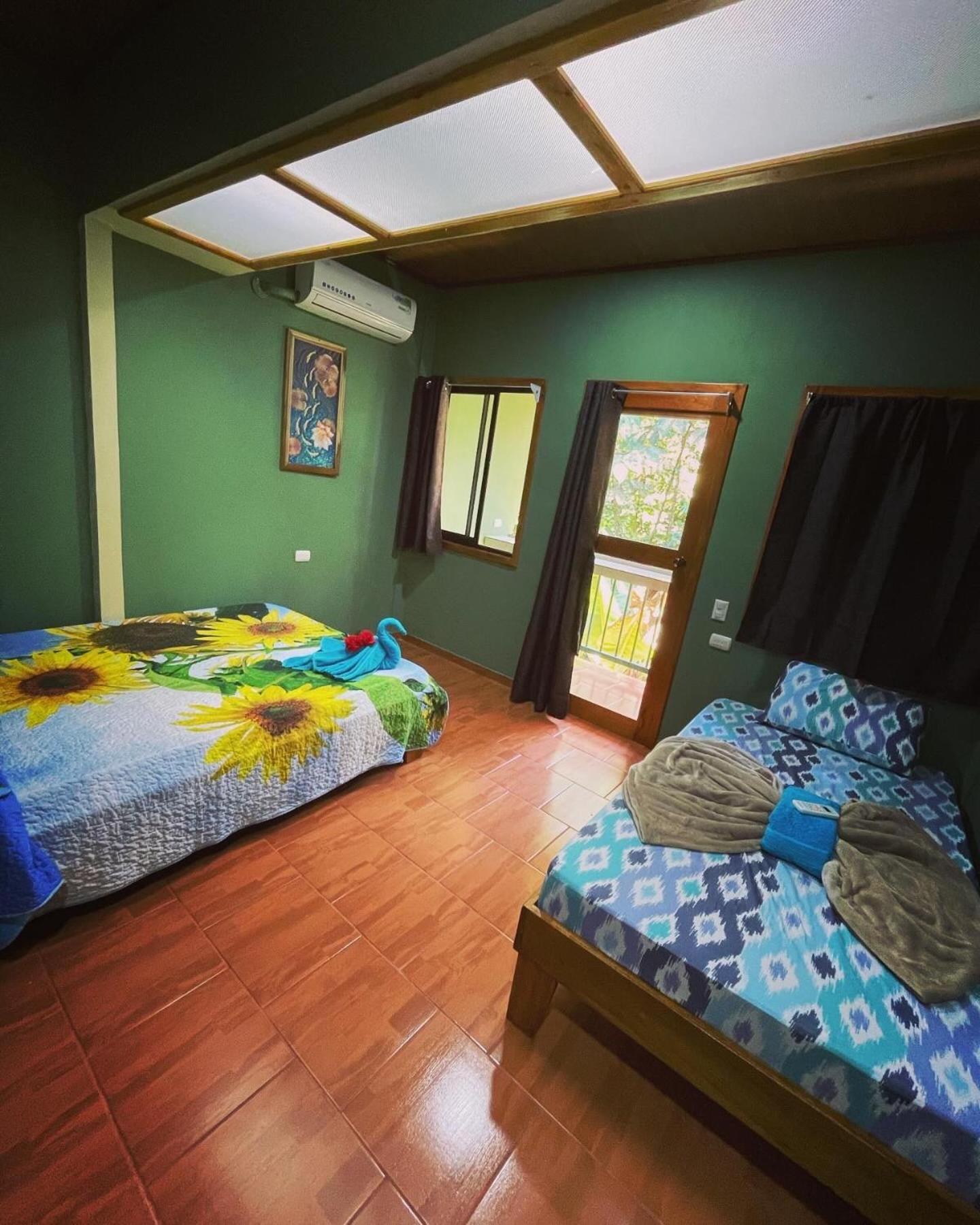 Deluxe Room (2 Adults + 1 Child)