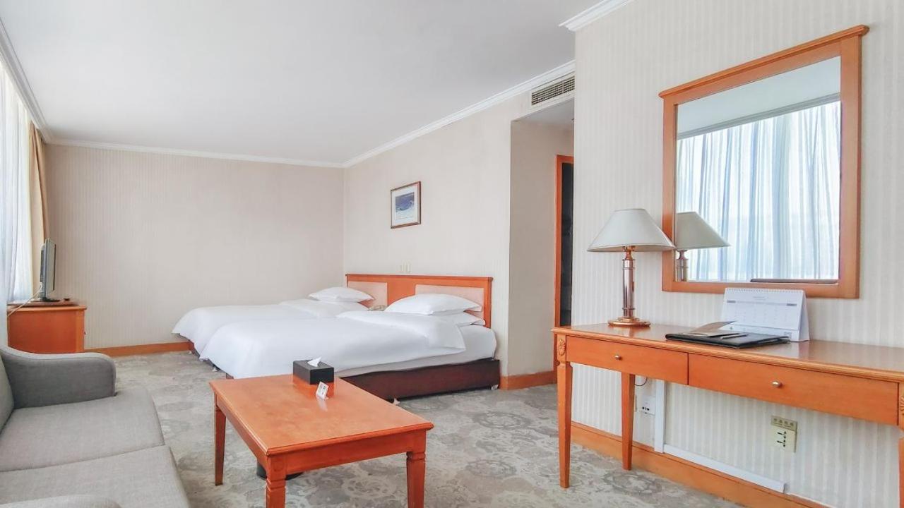 Superior Twin Room photo 2