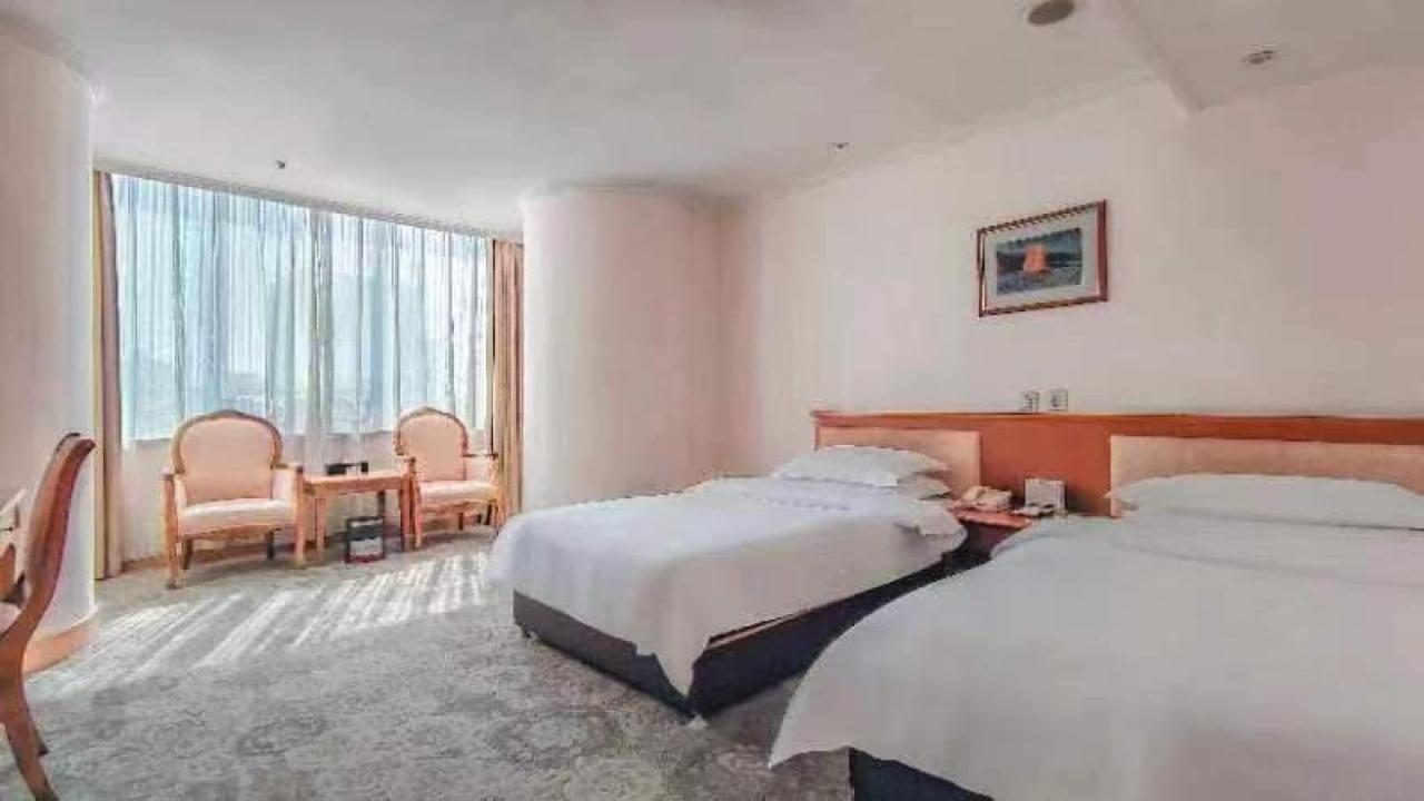 Superior Twin Room photo 3