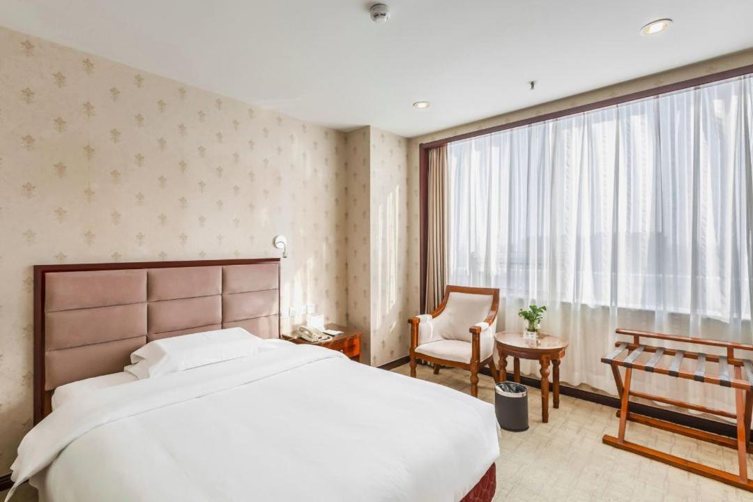 Small Double Room photo 3