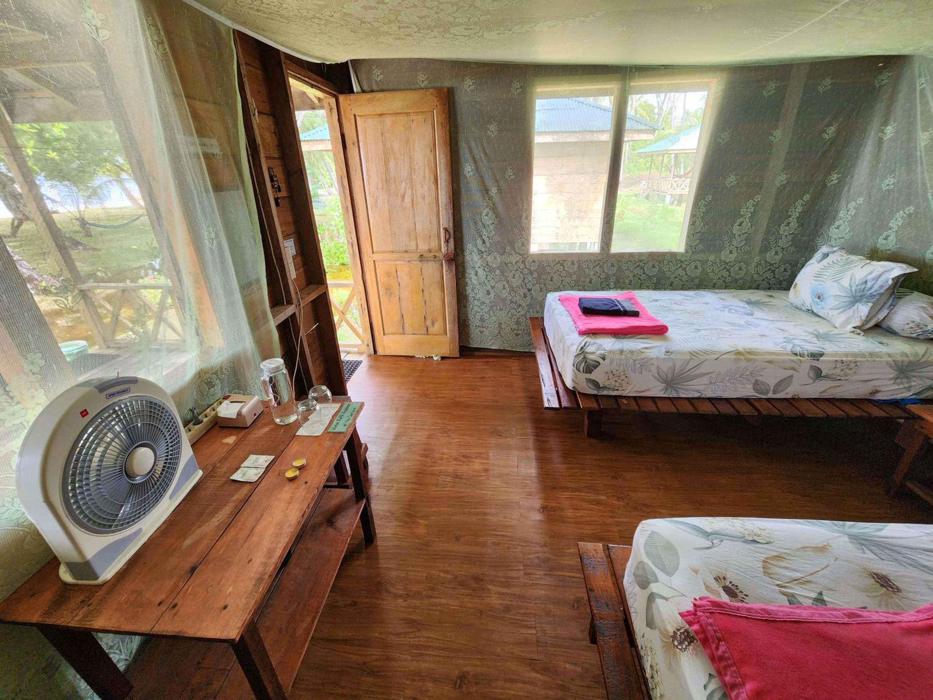 Twin Room with Sea View - Photo 4