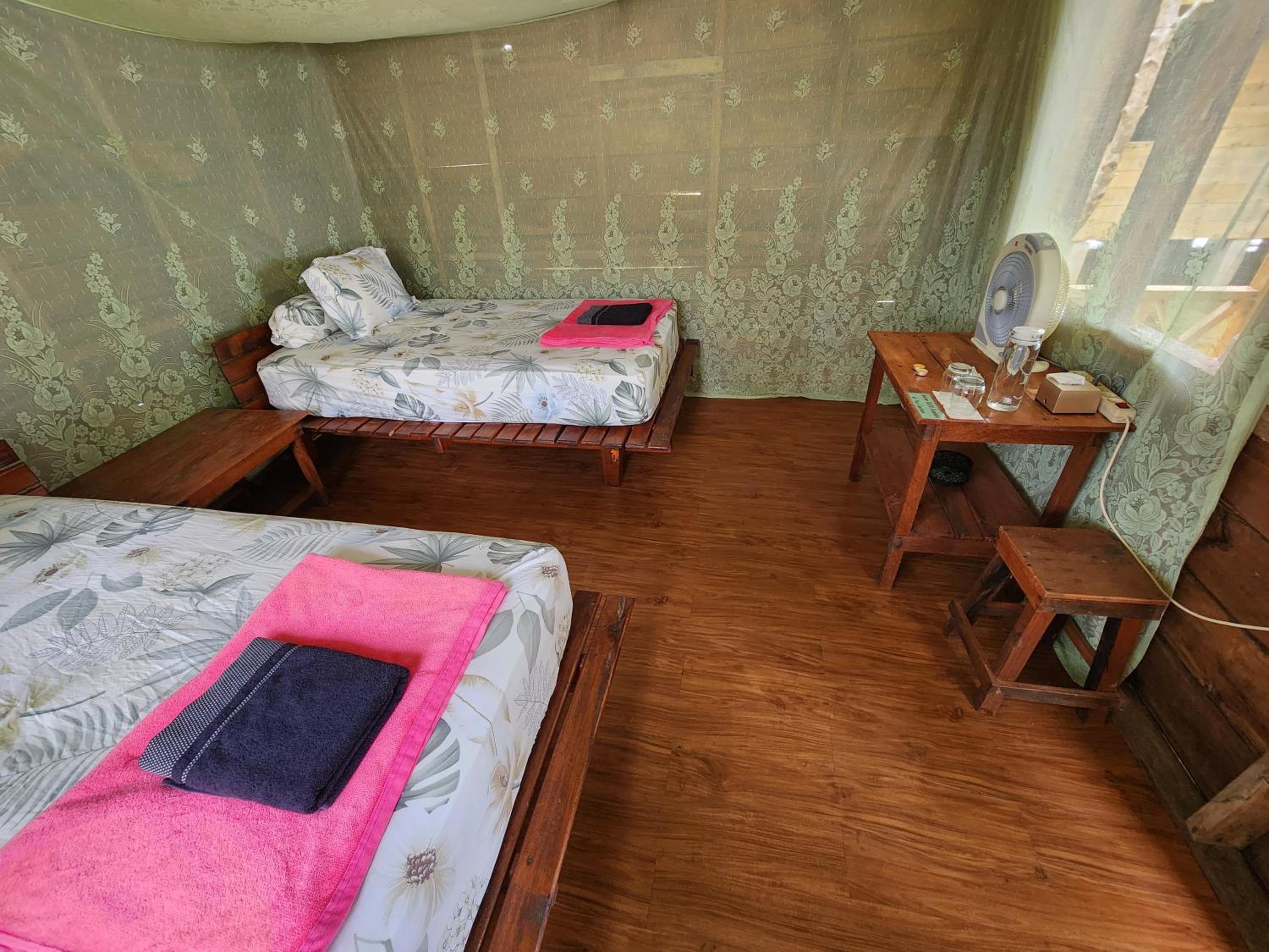 Twin Room with Sea View - Photo 3