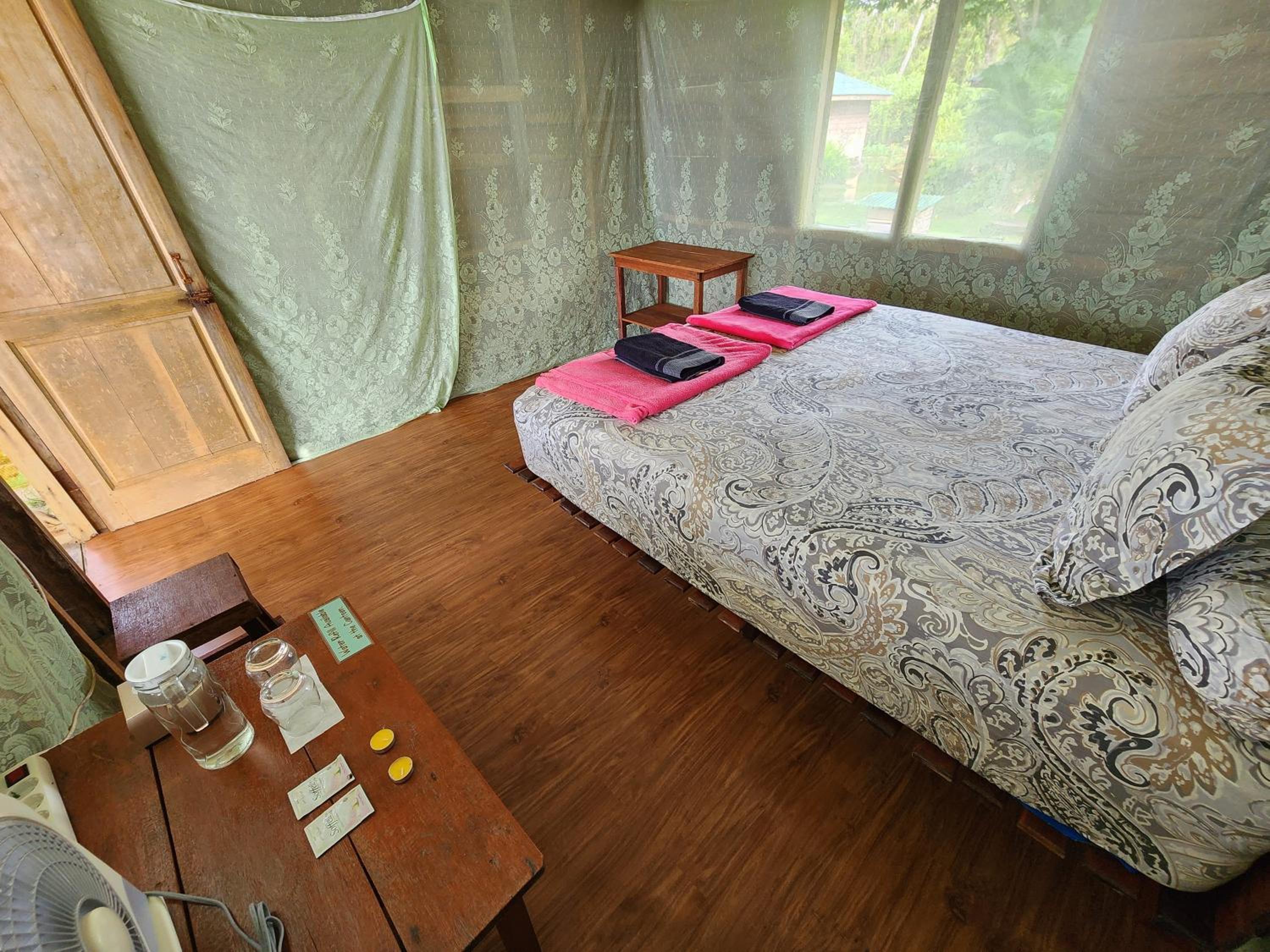 Double Room with Sea View - Photo 10
