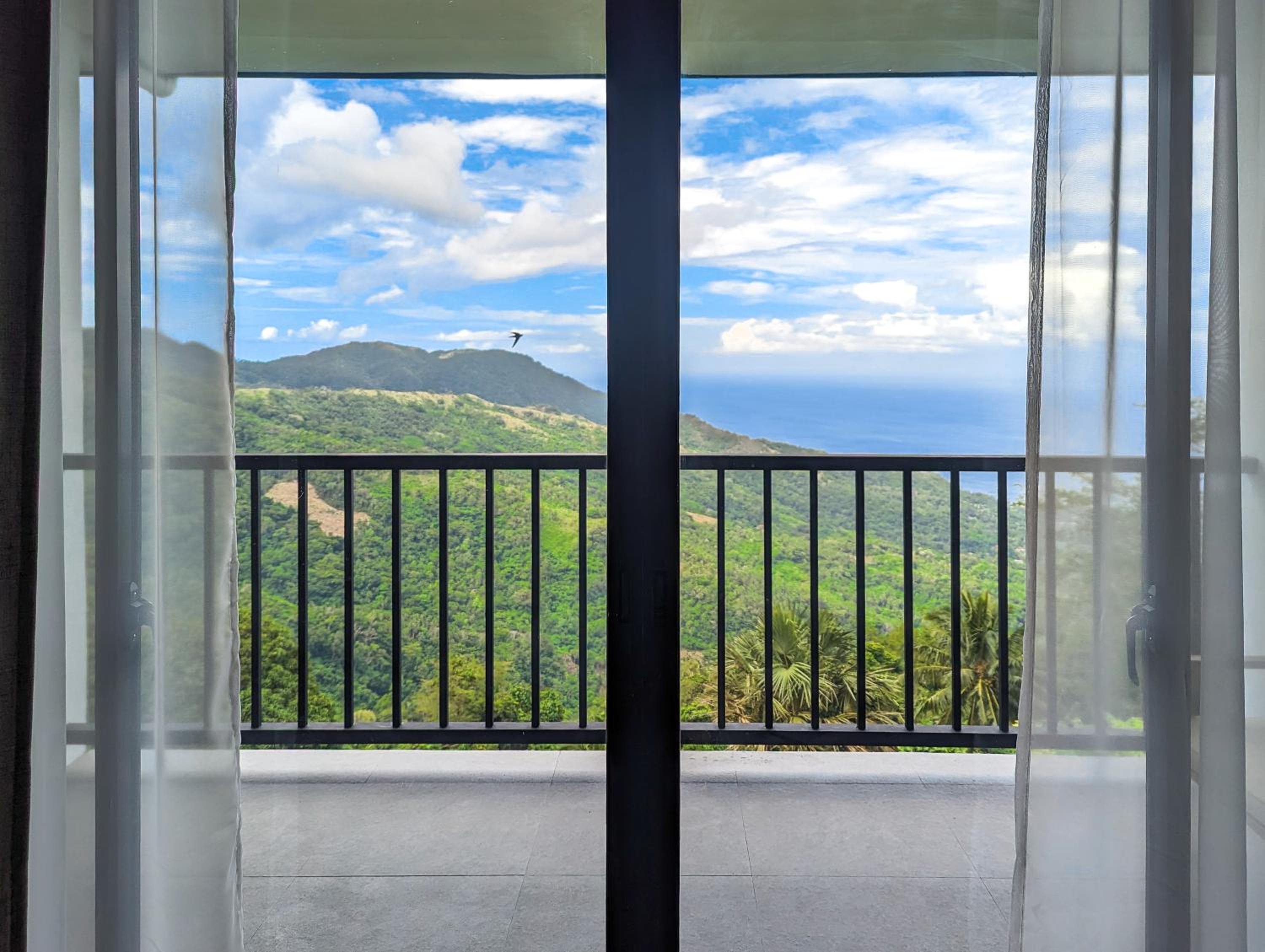 Deluxe Double or Twin Room with Sea View photo 2