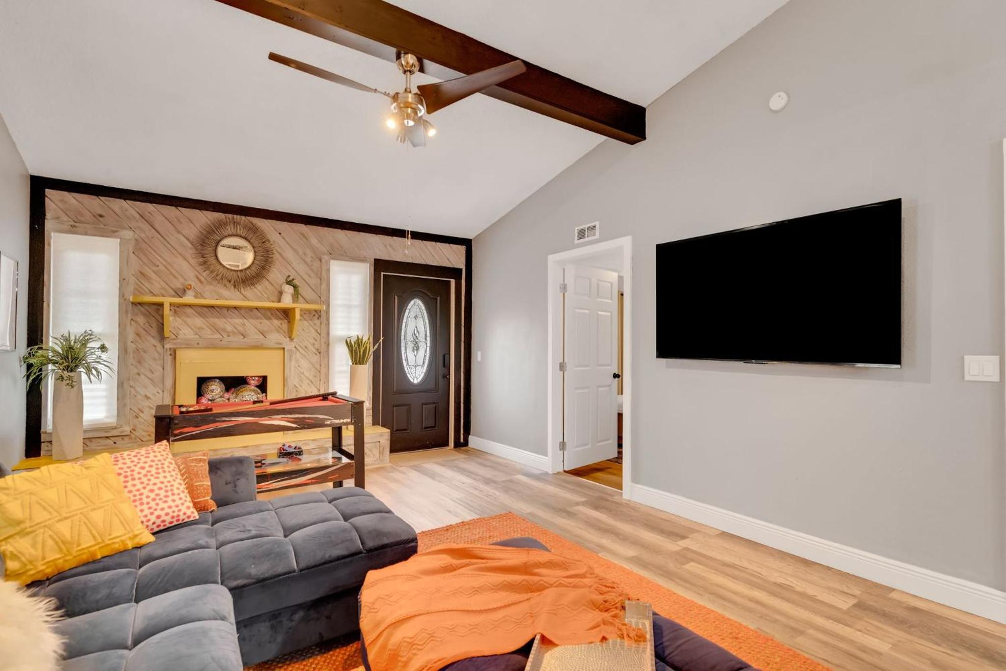 Four-Bedroom House photo 1