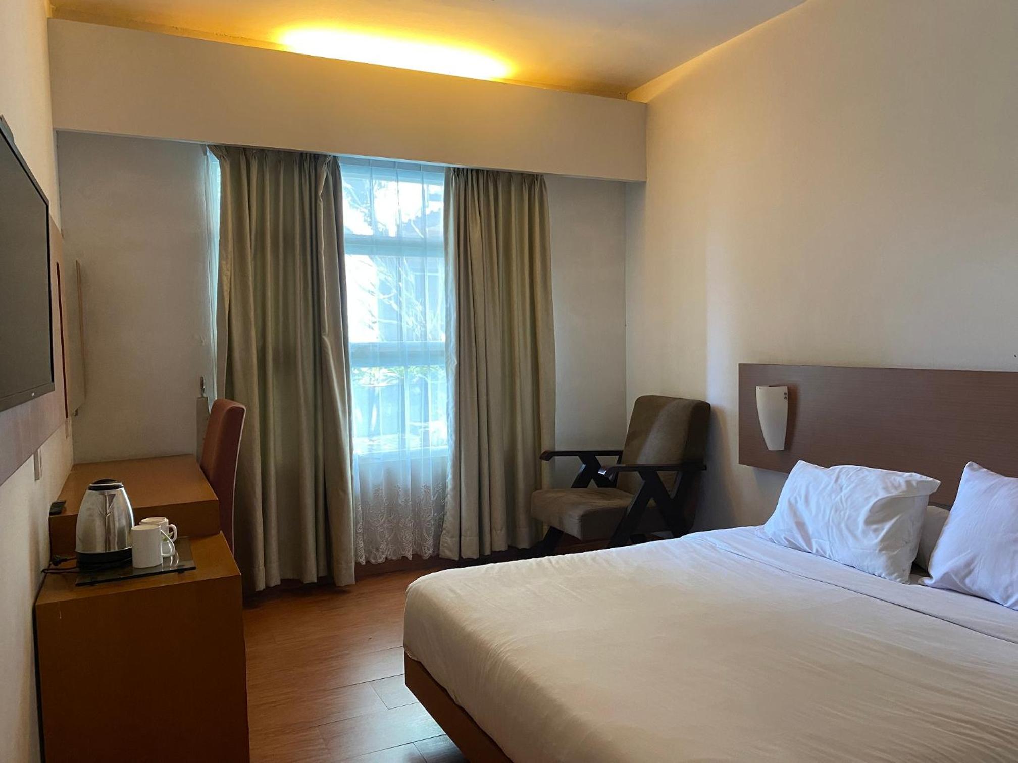 Deluxe Double Room with Balcony