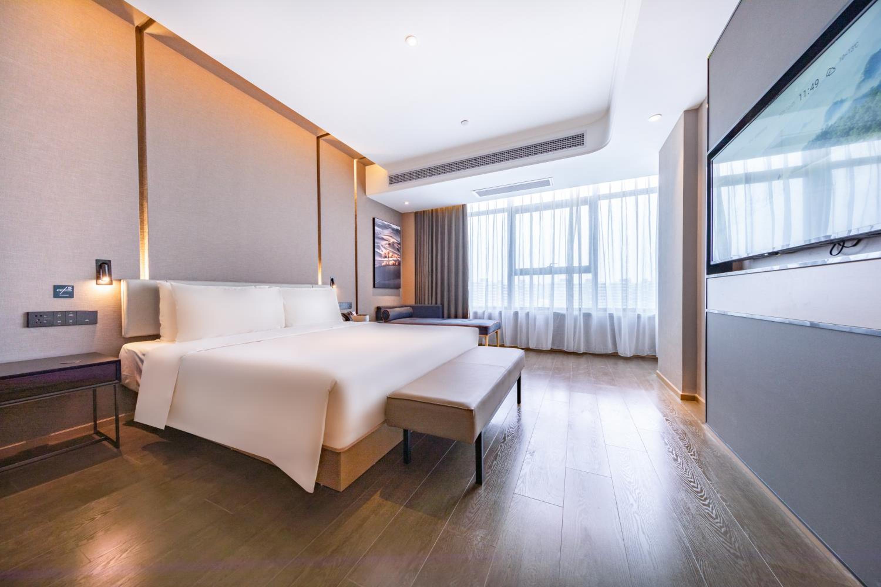 Jimu Suite with Bathtub
