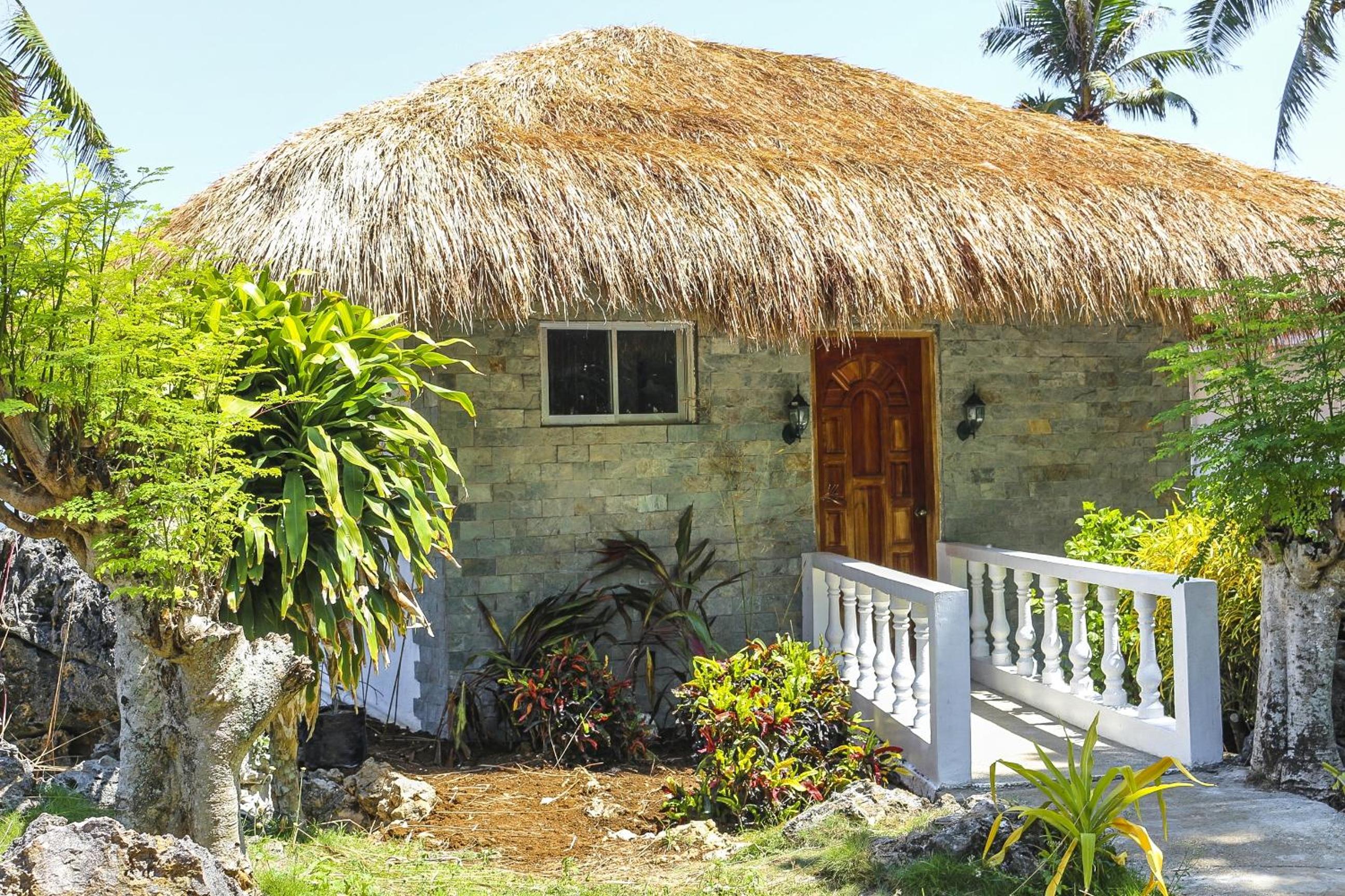 Ocean View Deluxe Bungalow photo 2