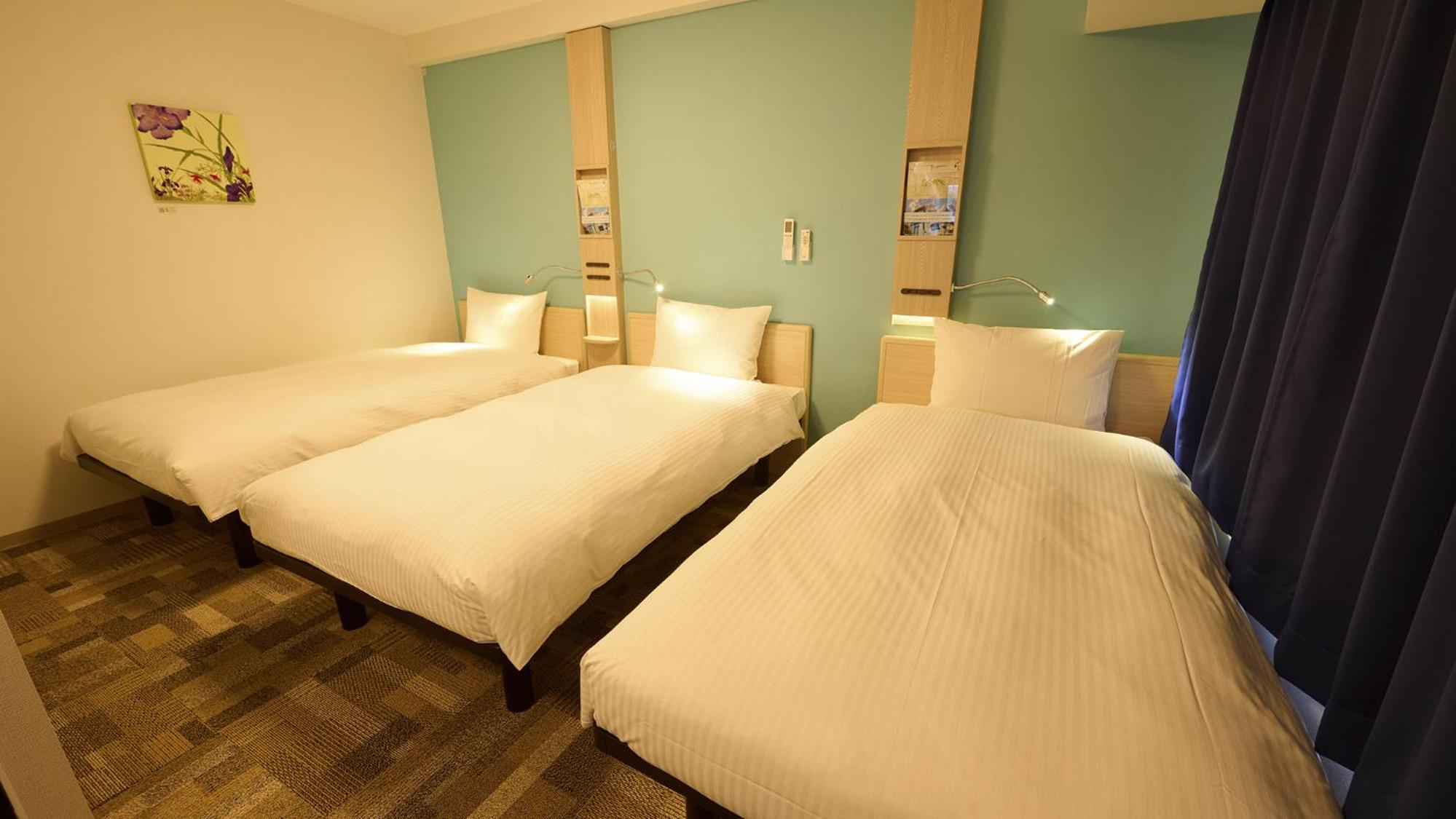 Triple Room - Electric cigarette only - Photo 17