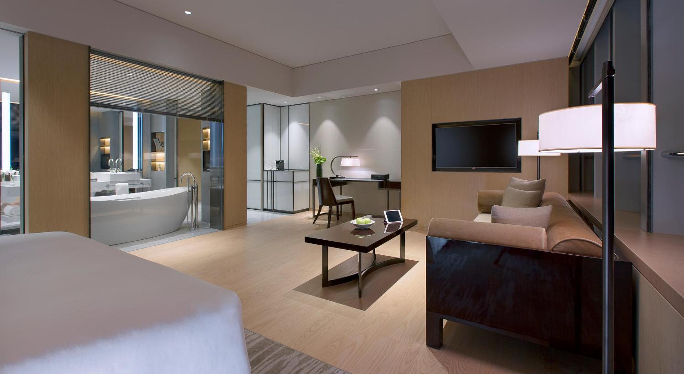 N3 Grand Deluxe Temple View Premium King