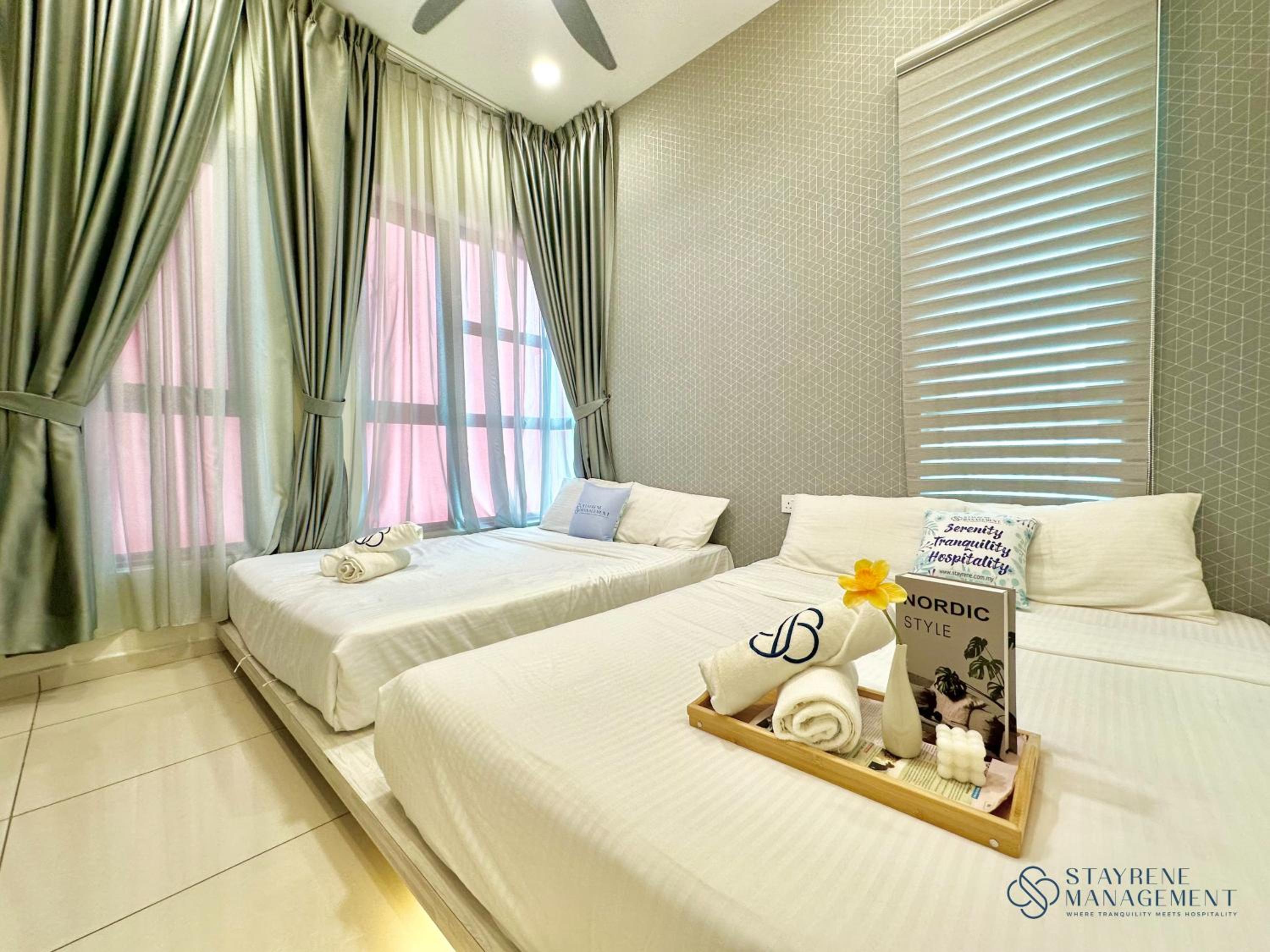 Two-Bedroom Apartment - Photo 25