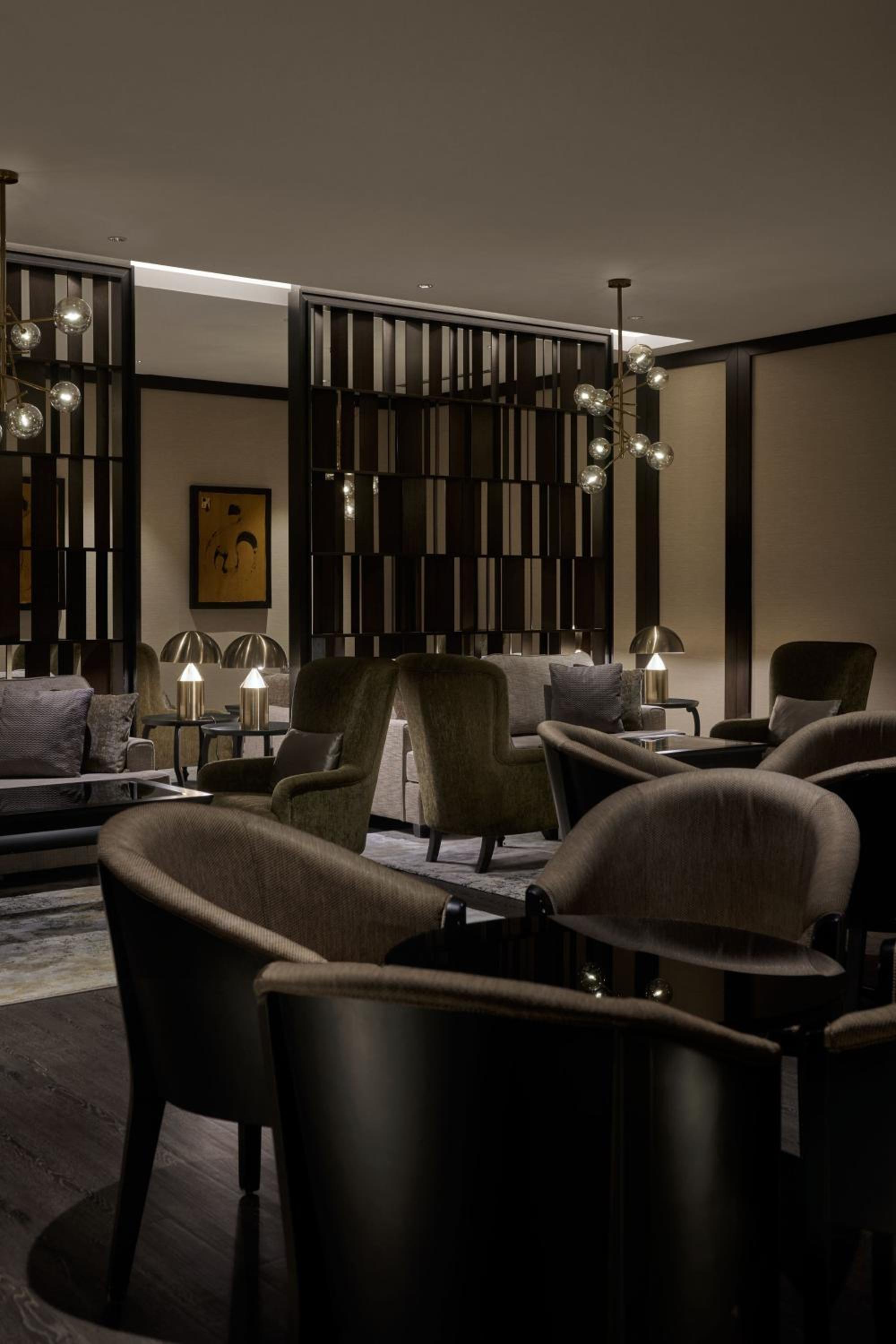 Club Executive King Room