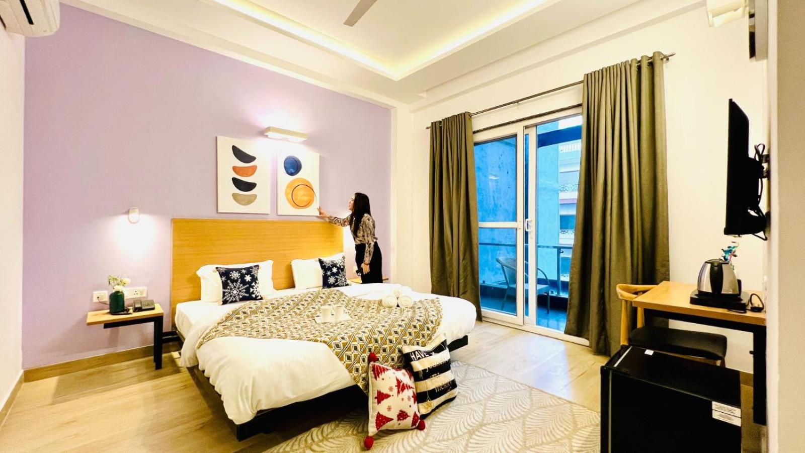 Superior King Room - Photo 5