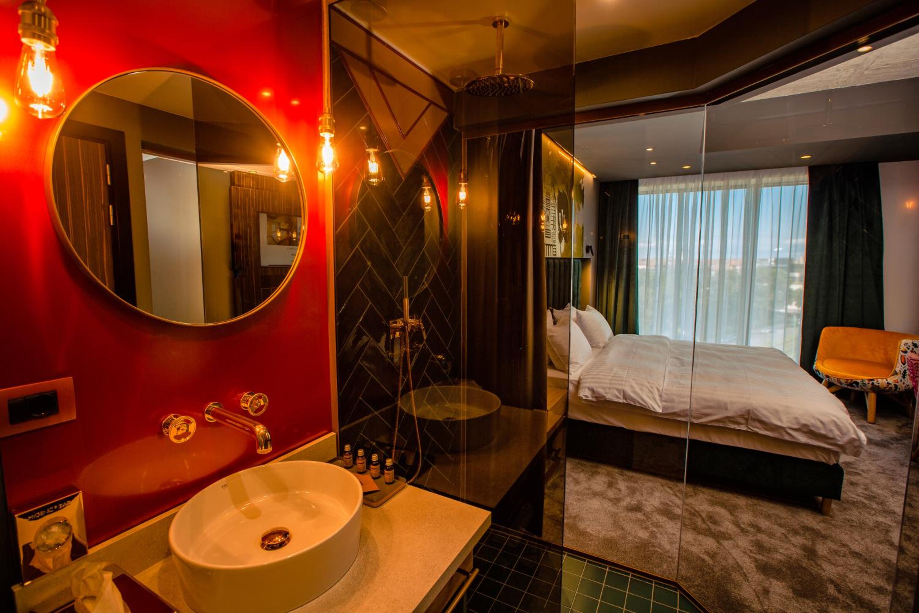 Standard Queen Room - Photo 2
