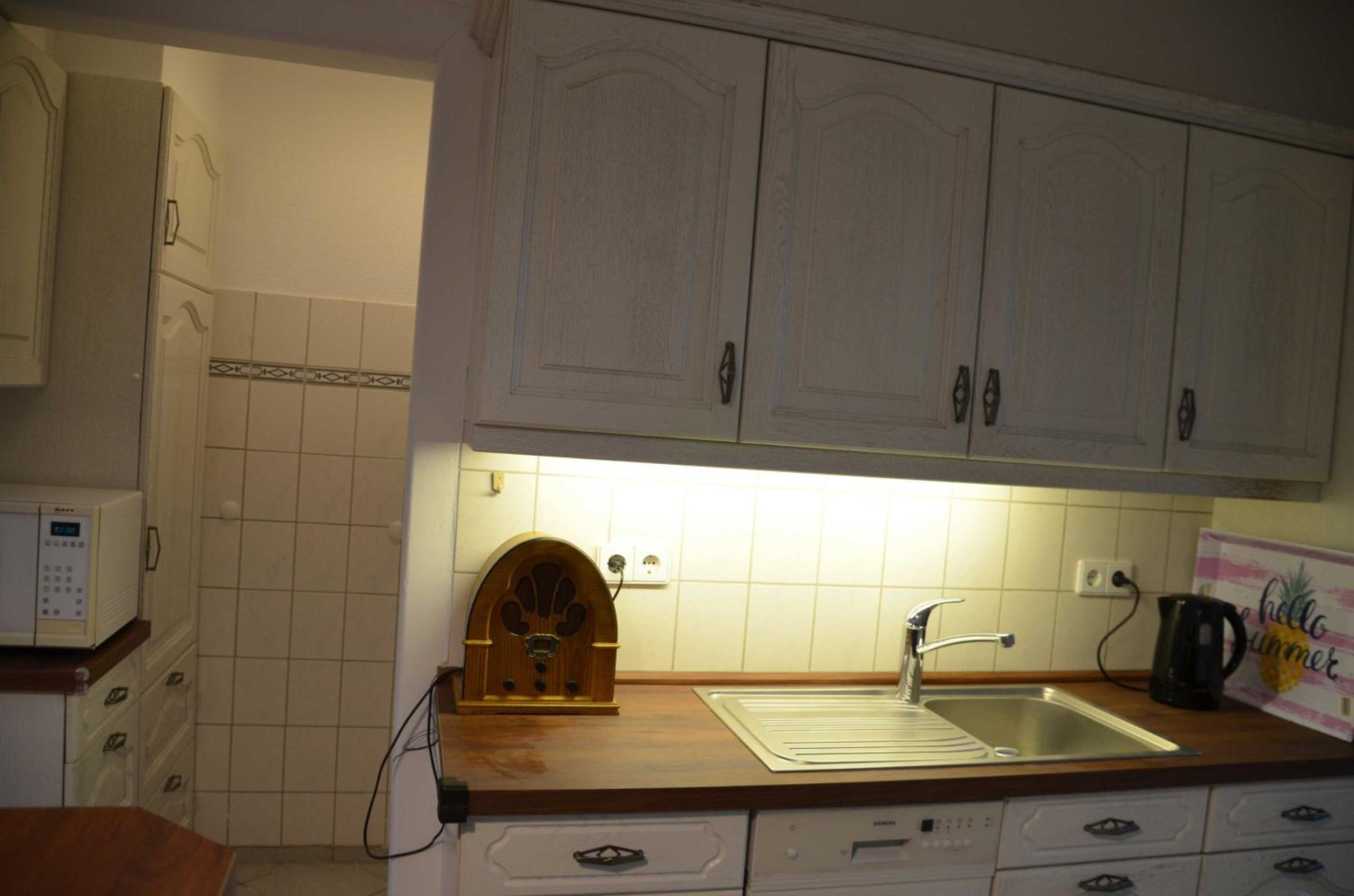 Three-Bedroom House photo 3