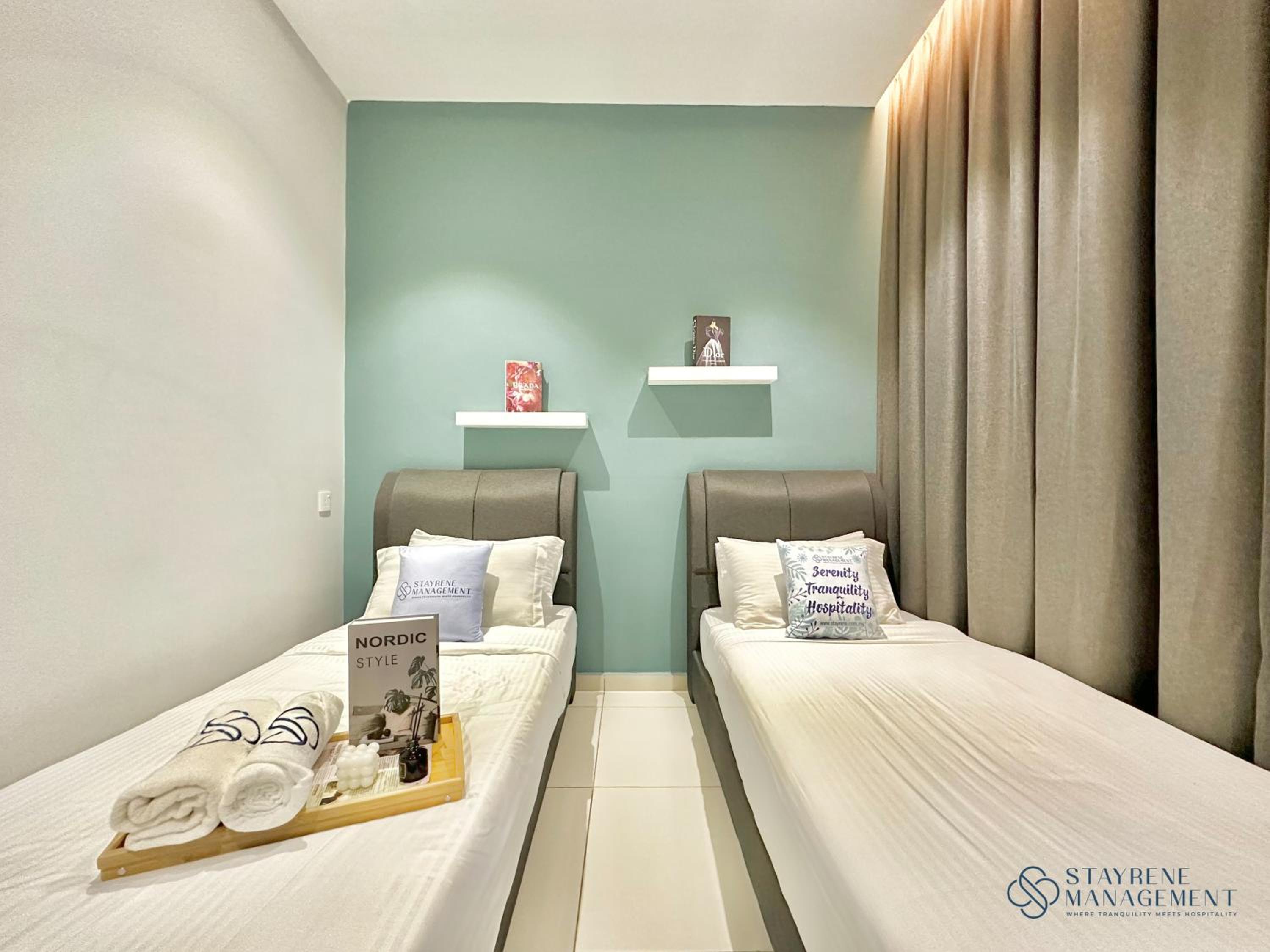 Three-Bedroom Apartment - Photo 3