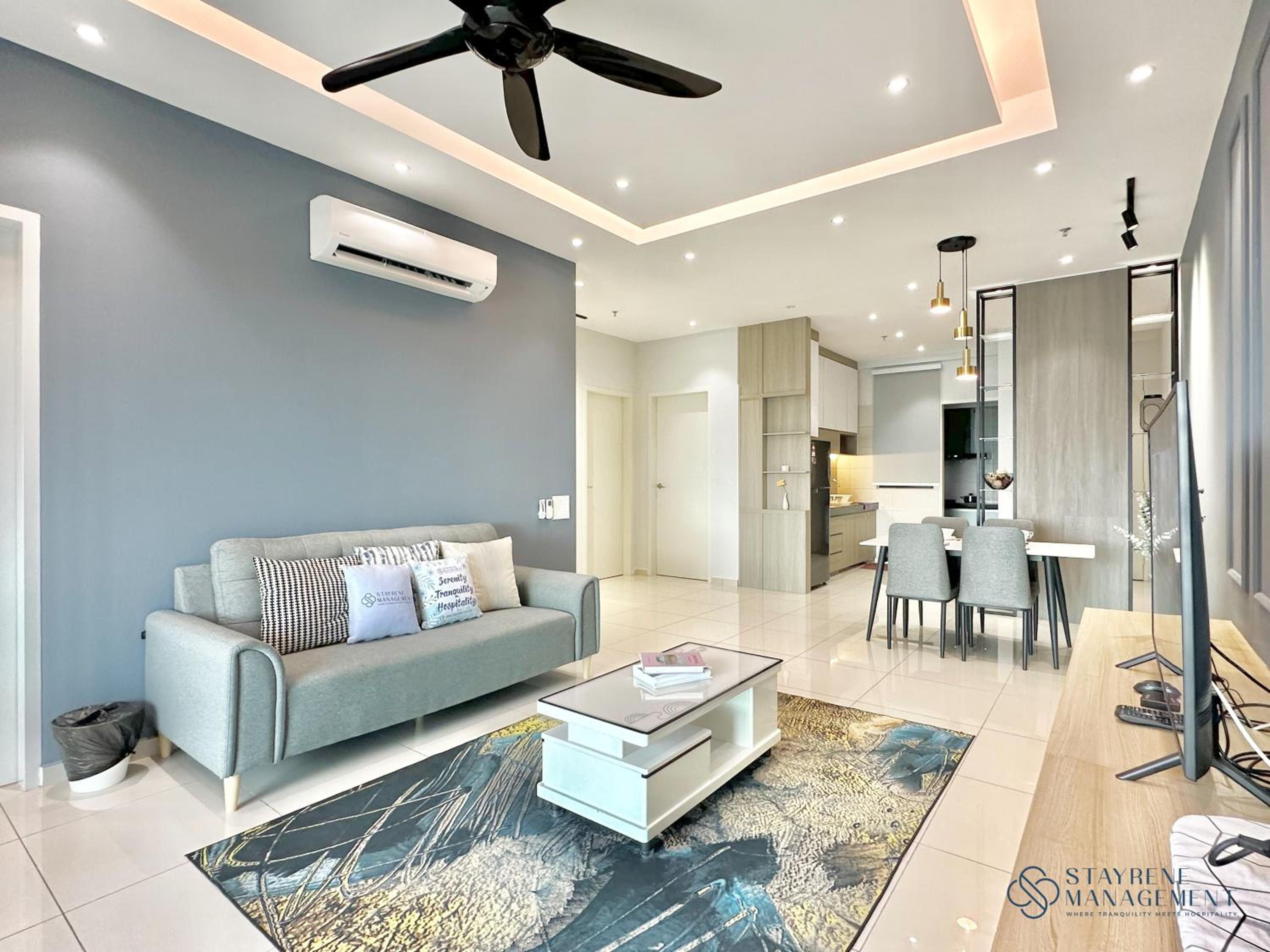 Three-Bedroom Apartment - Photo 12