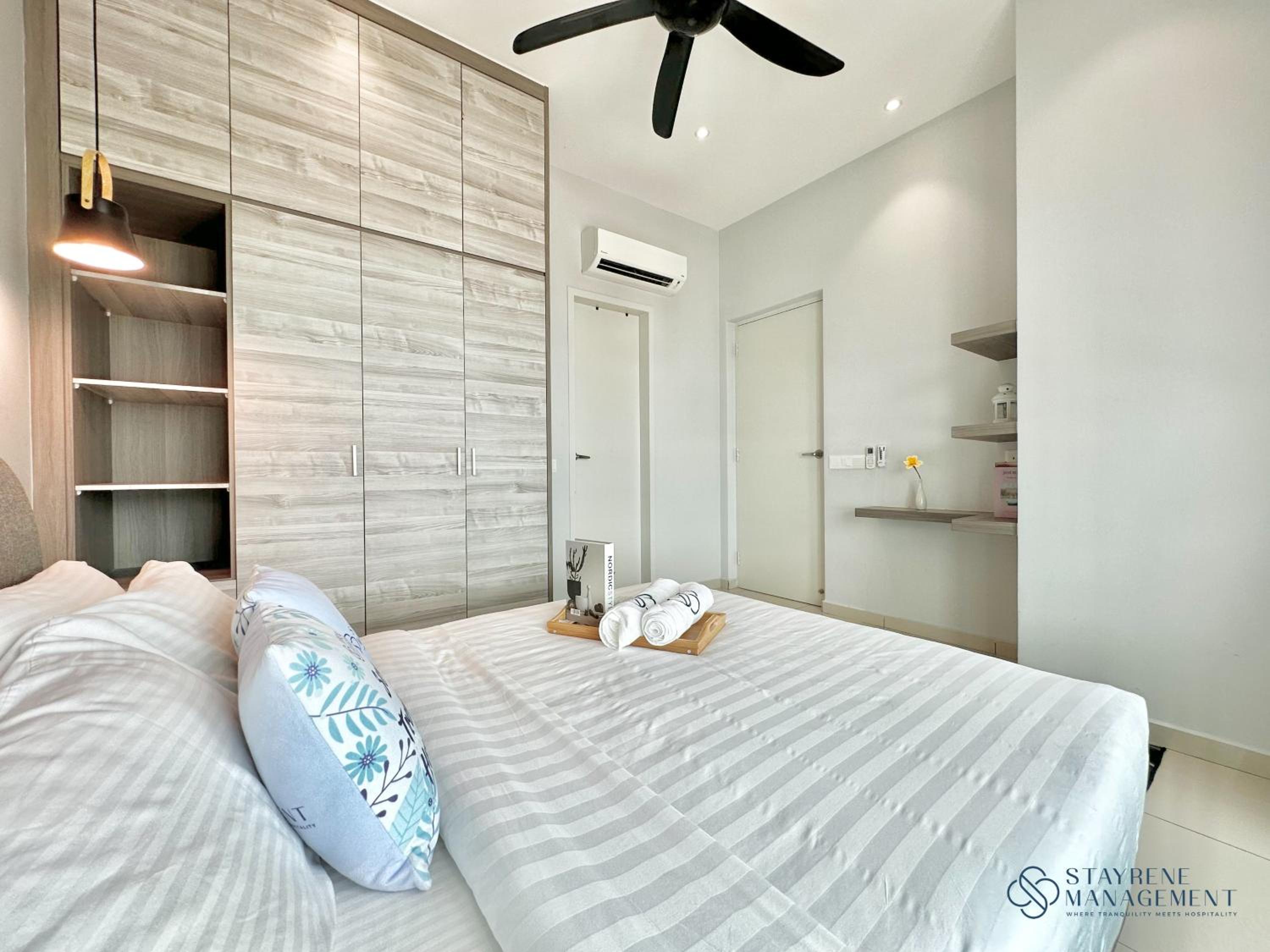 Three-Bedroom Apartment - Photo 16