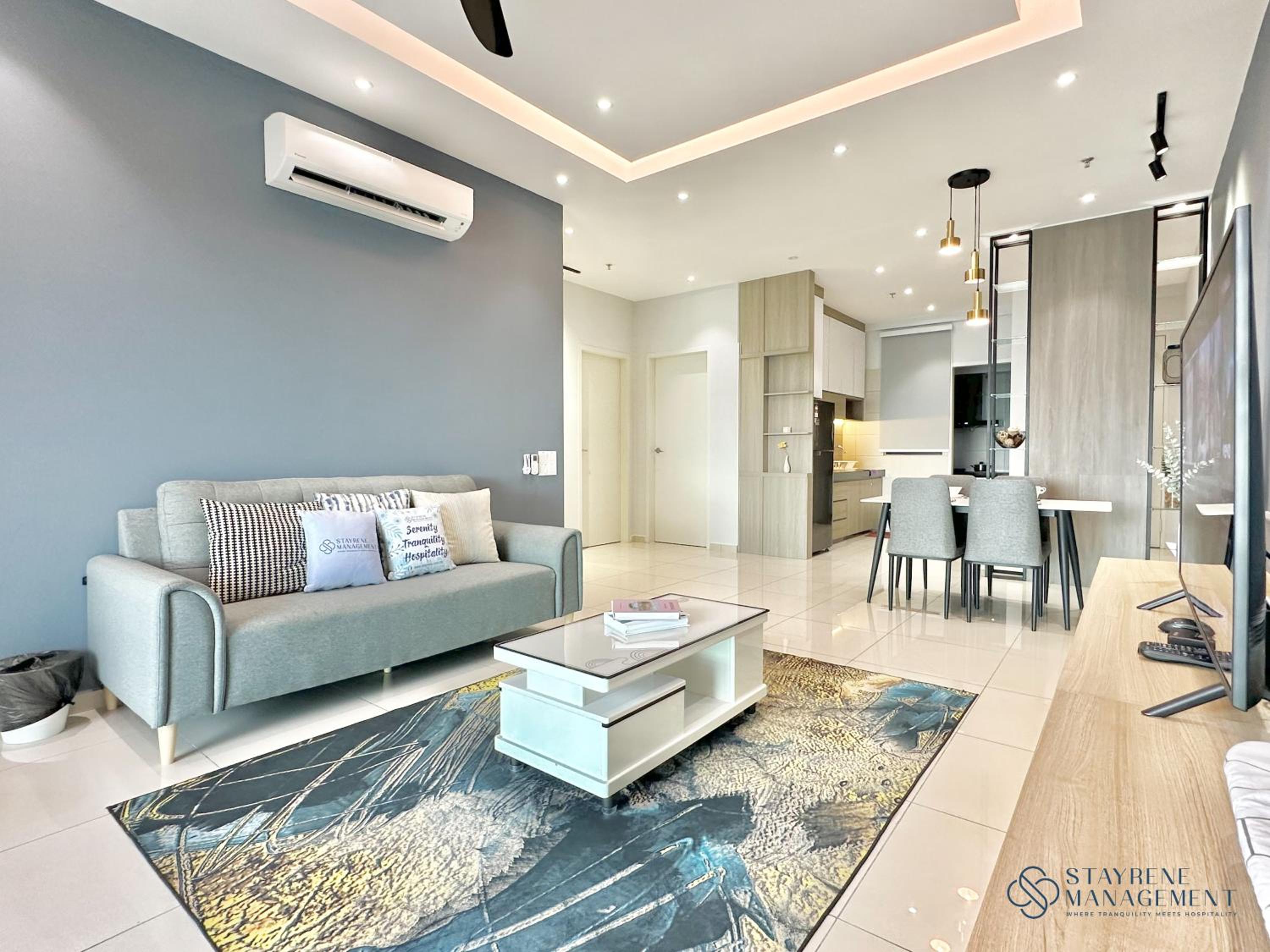 Three-Bedroom Apartment - Photo 15