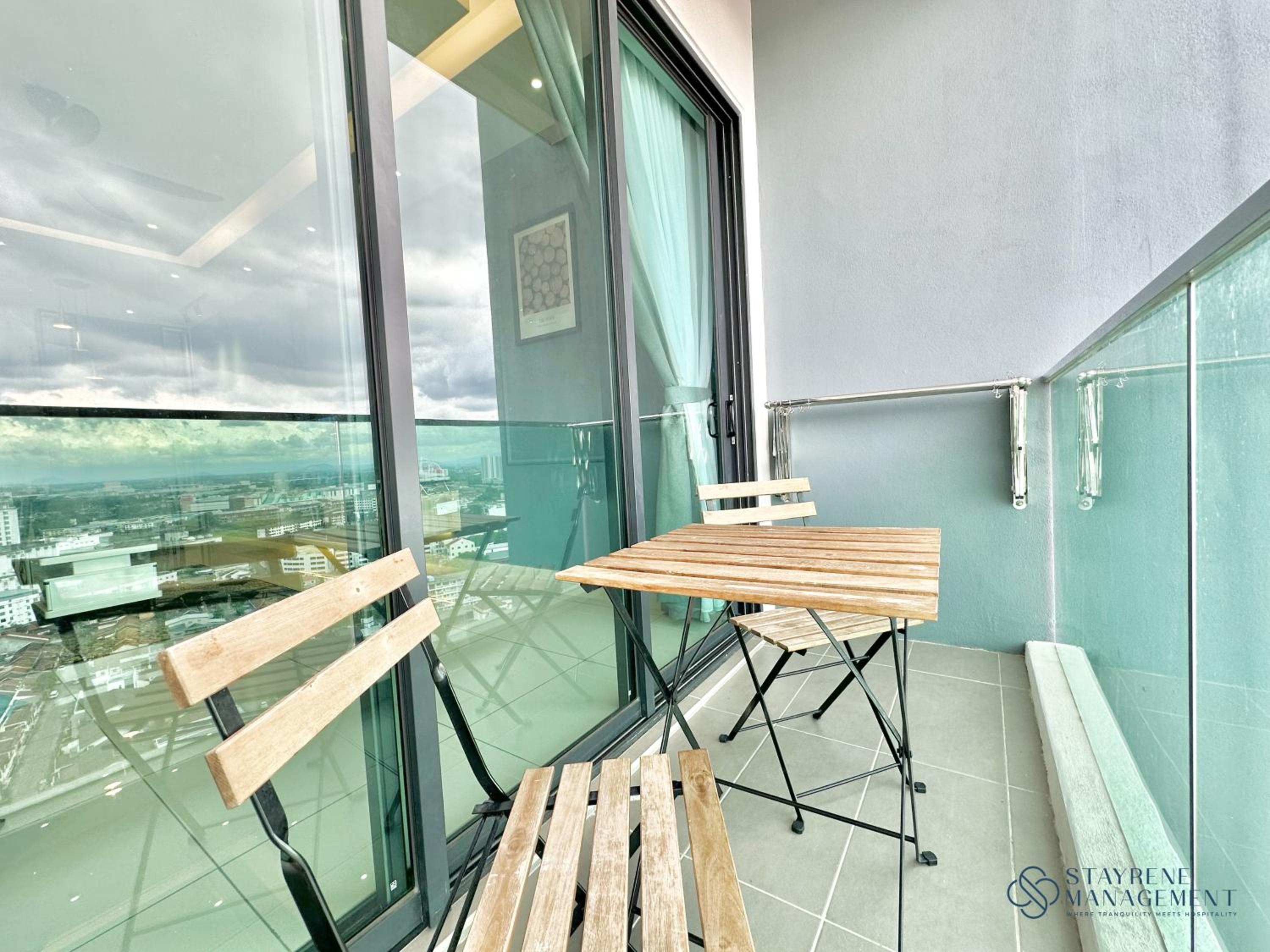 Three-Bedroom Apartment - Photo 26