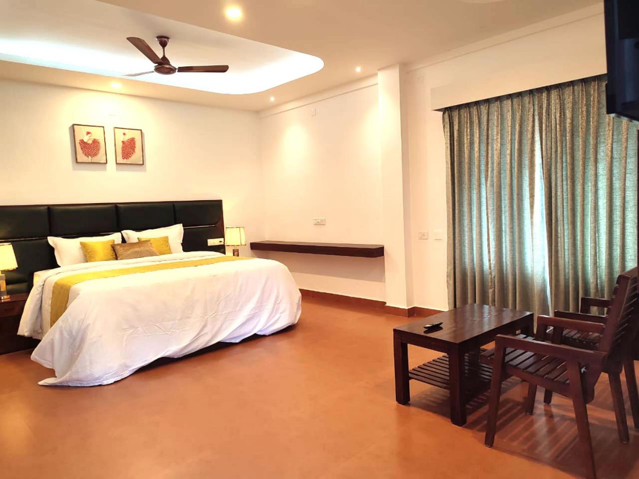 Family Suite with Balcony photo 3